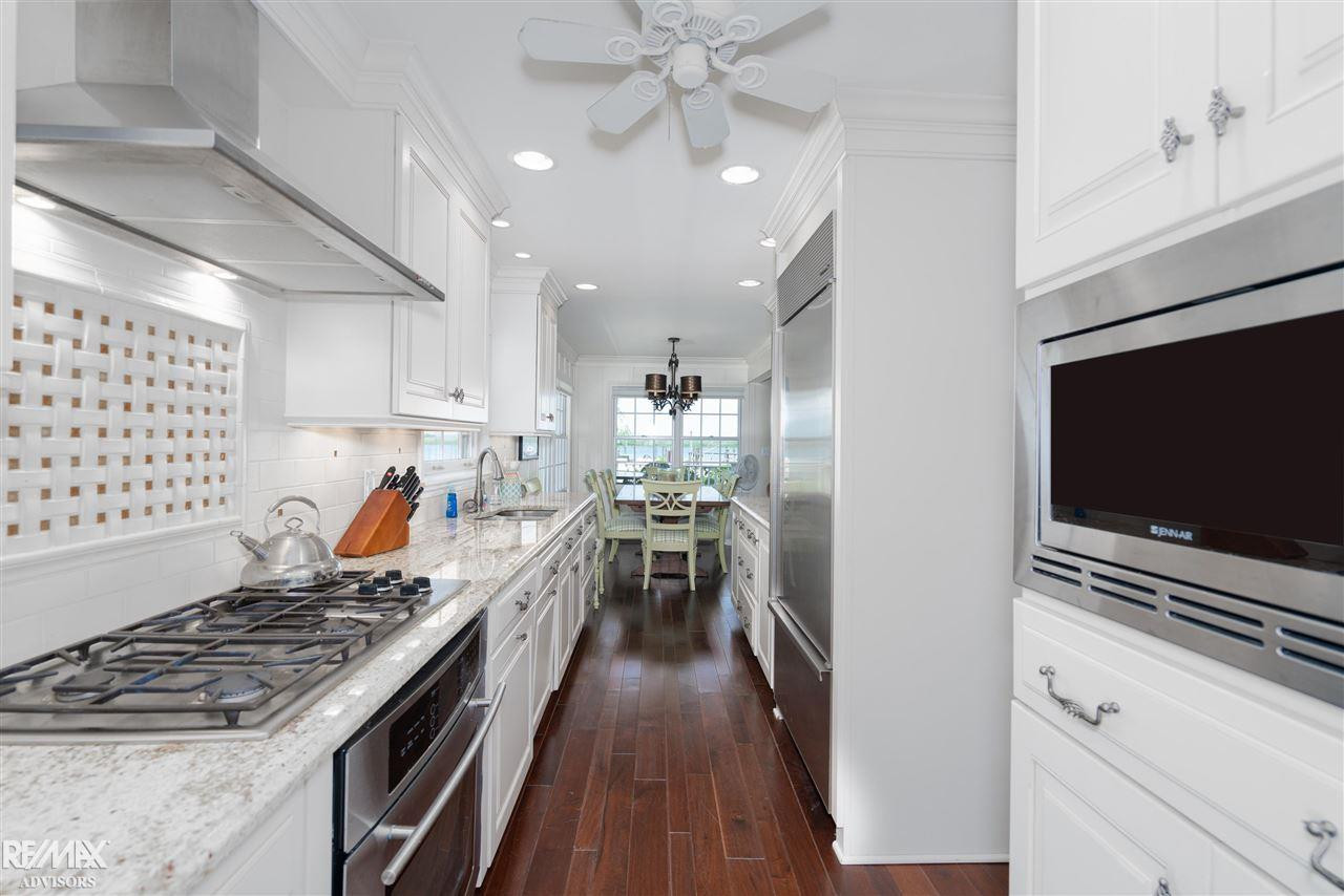 8056 Middle Channel Drive, MI 48028 — Photo 15