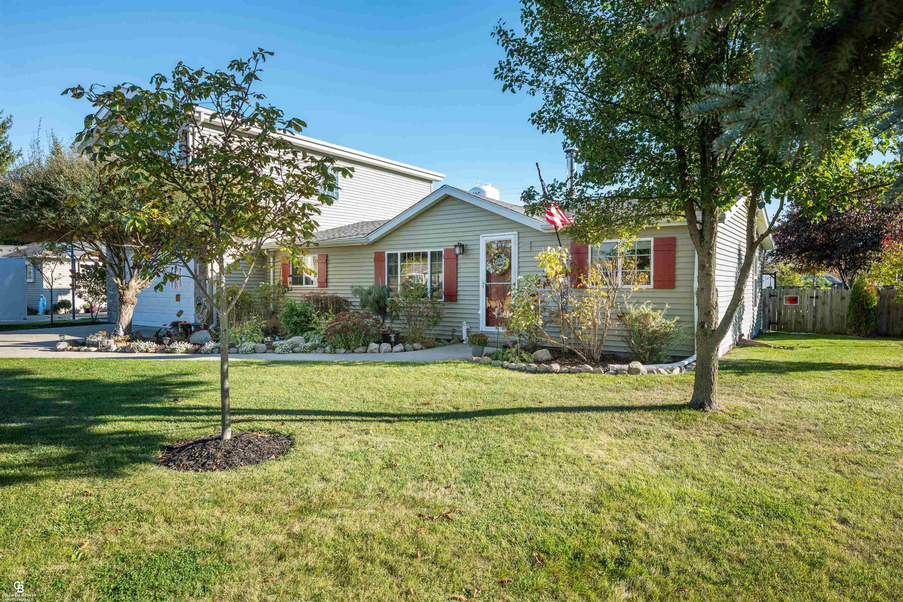 520 W Mill Street, Capac, MI 48014 — Photo 35