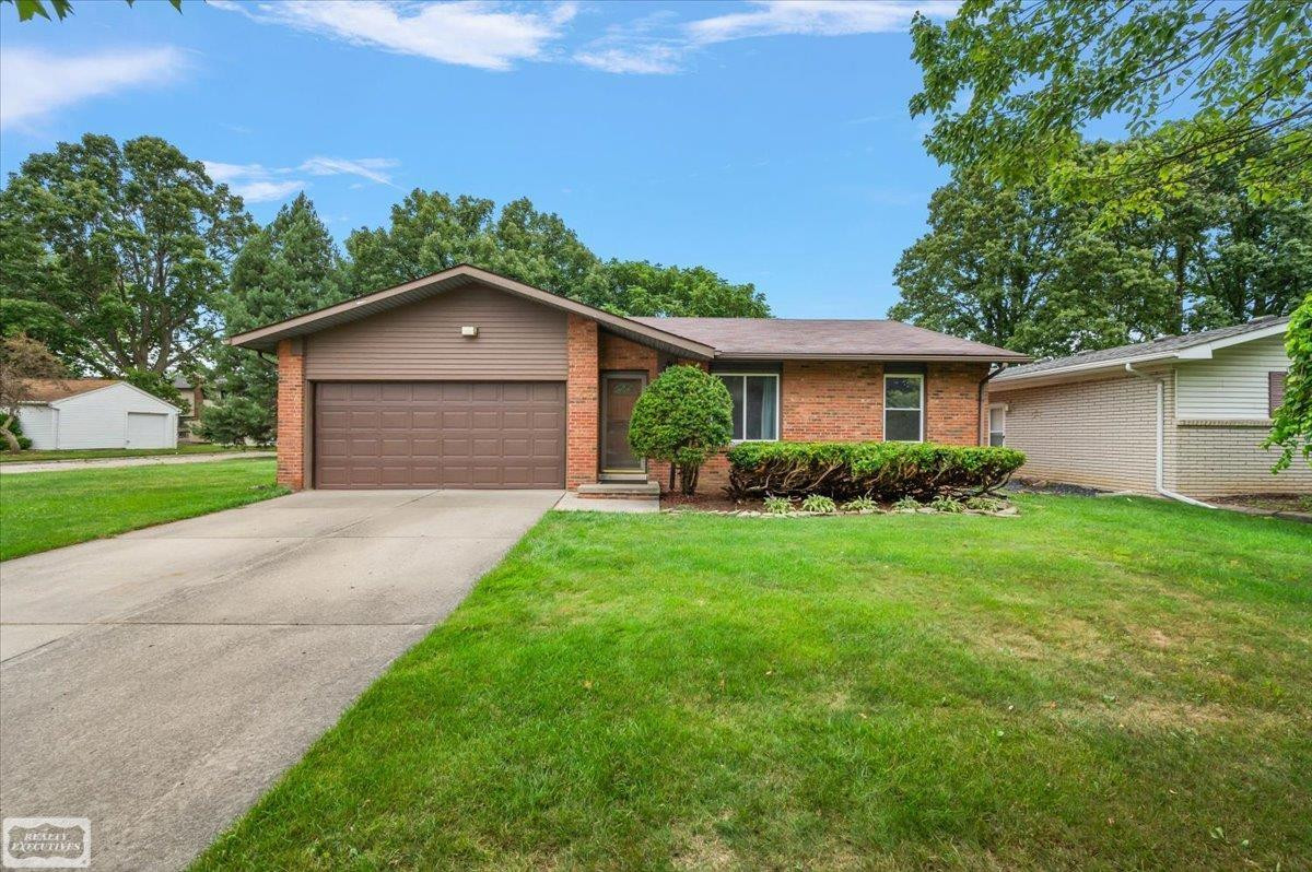 43984 Arlington Road, MI 48187 — Photo 2