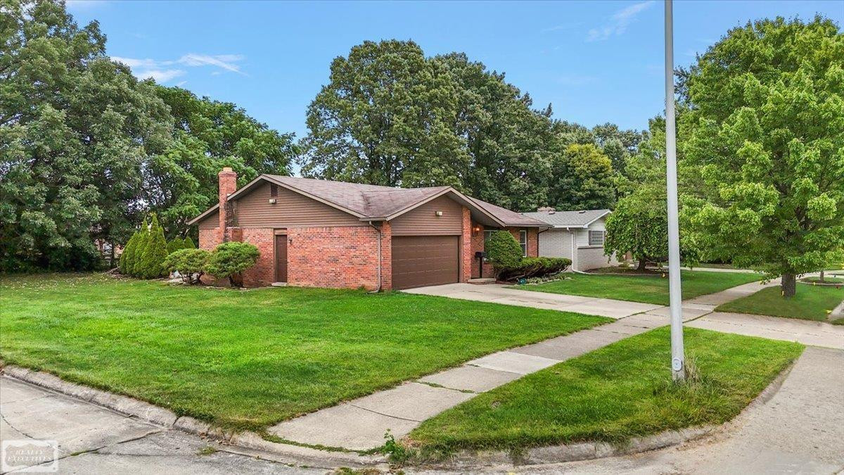 43984 Arlington Road, MI 48187 — Photo 14