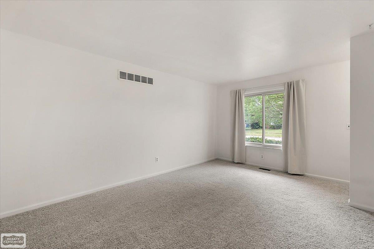 43984 Arlington Road, MI 48187 — Photo 33