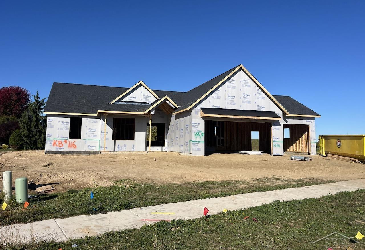 192 Queens Creek Drive, Frankenmuth, MI 48734