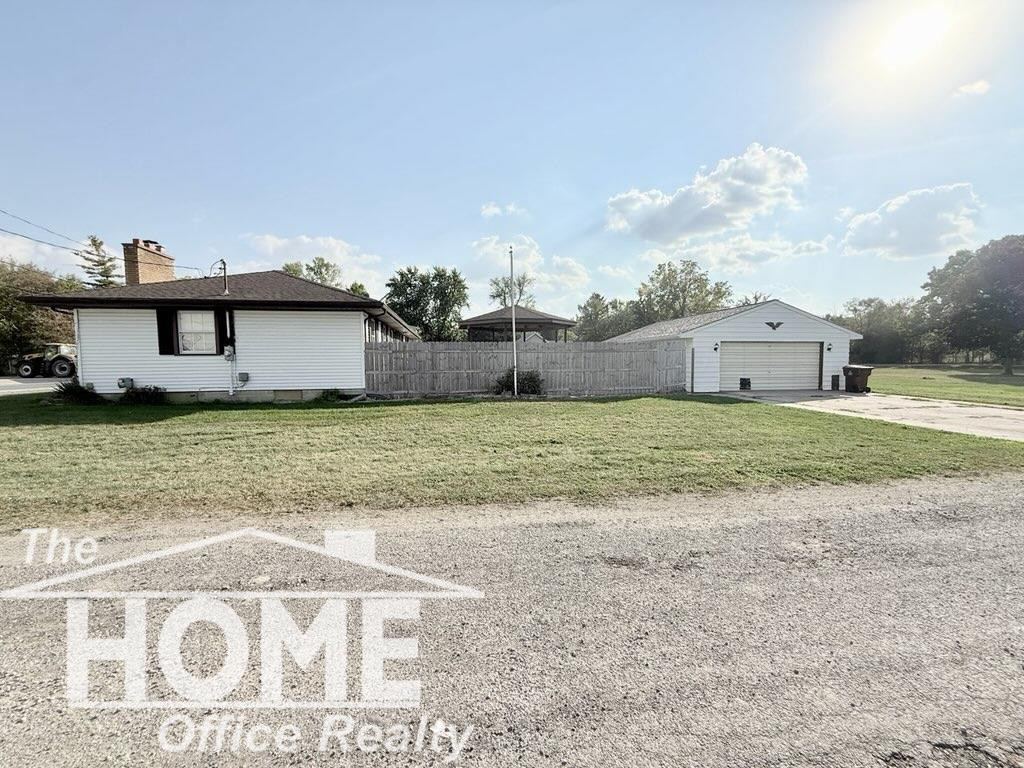 404 Woodard Street, Oakley, MI 48649 — Photo 2