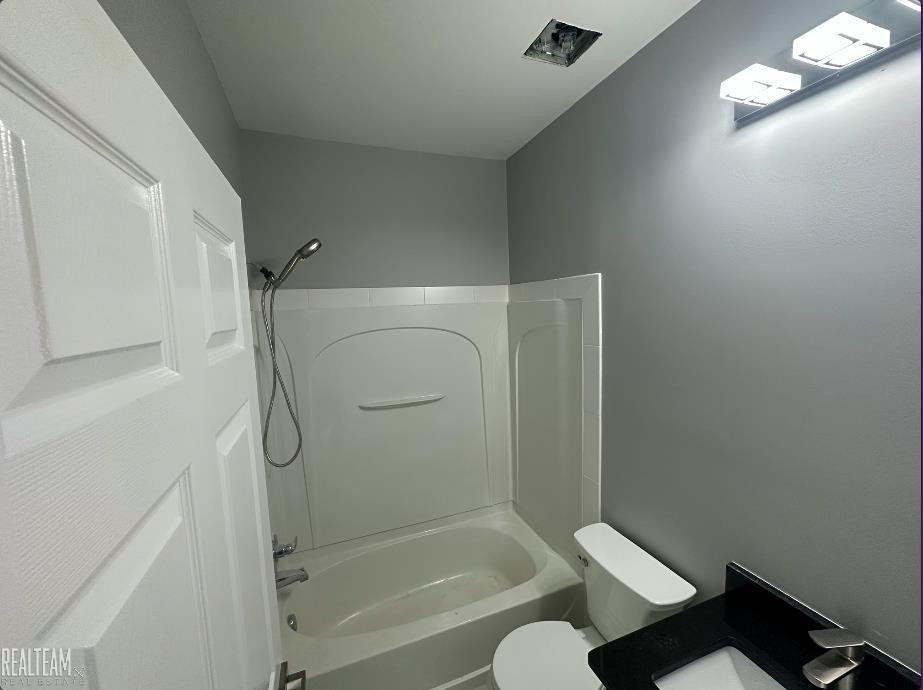 43061 Burlington Drive, Sterling Heights, MI 48312 — Photo 9