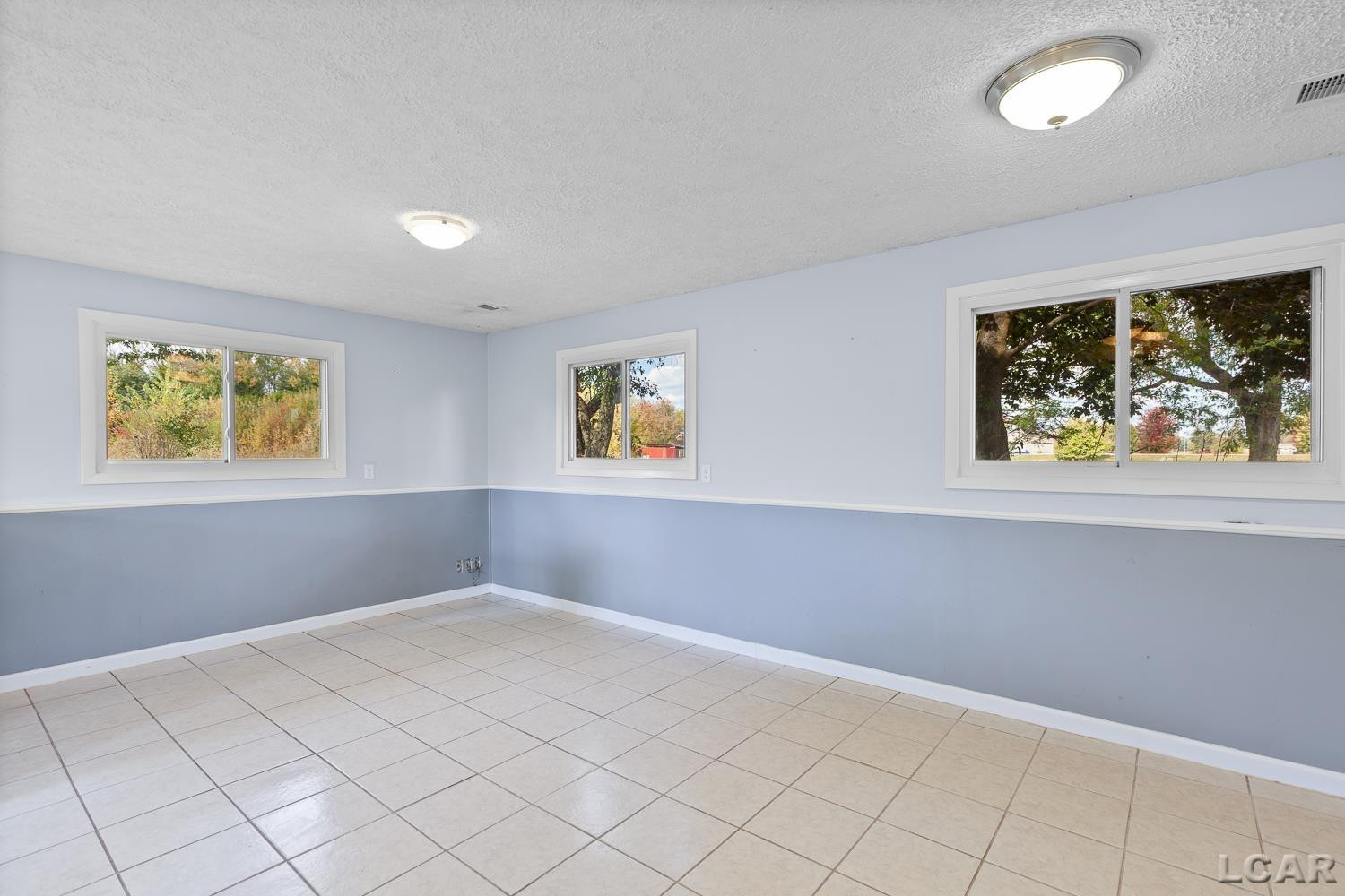 7957 E Monroe Street, Tecumseh, MI 49286 — Photo 33
