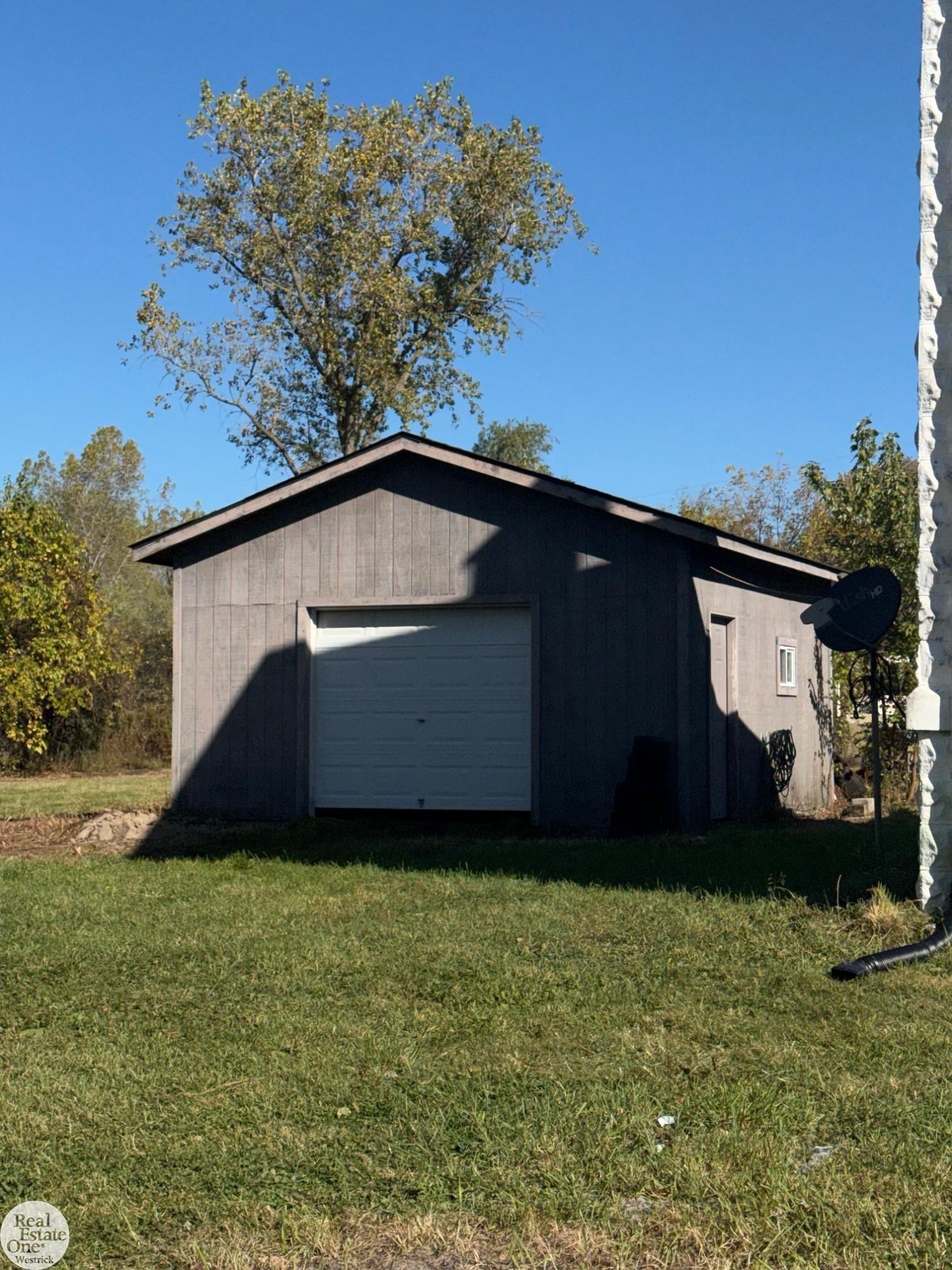 7742 River Road, MI — Photo 21