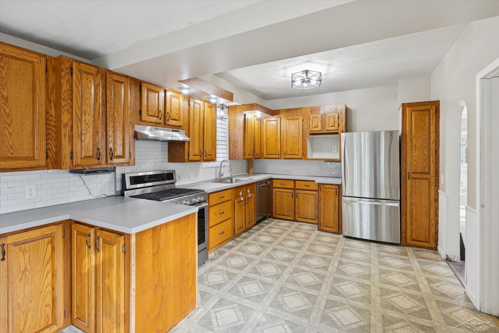 2122 2nd Street, Bay City, MI 48708 — Photo 8