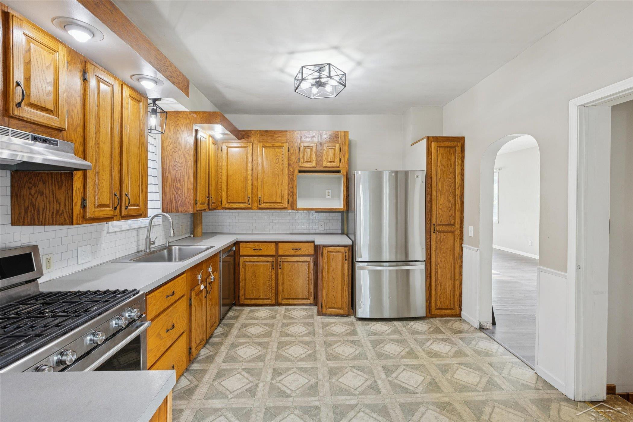 2122 2nd Street, Bay City, MI 48708 — Photo 9