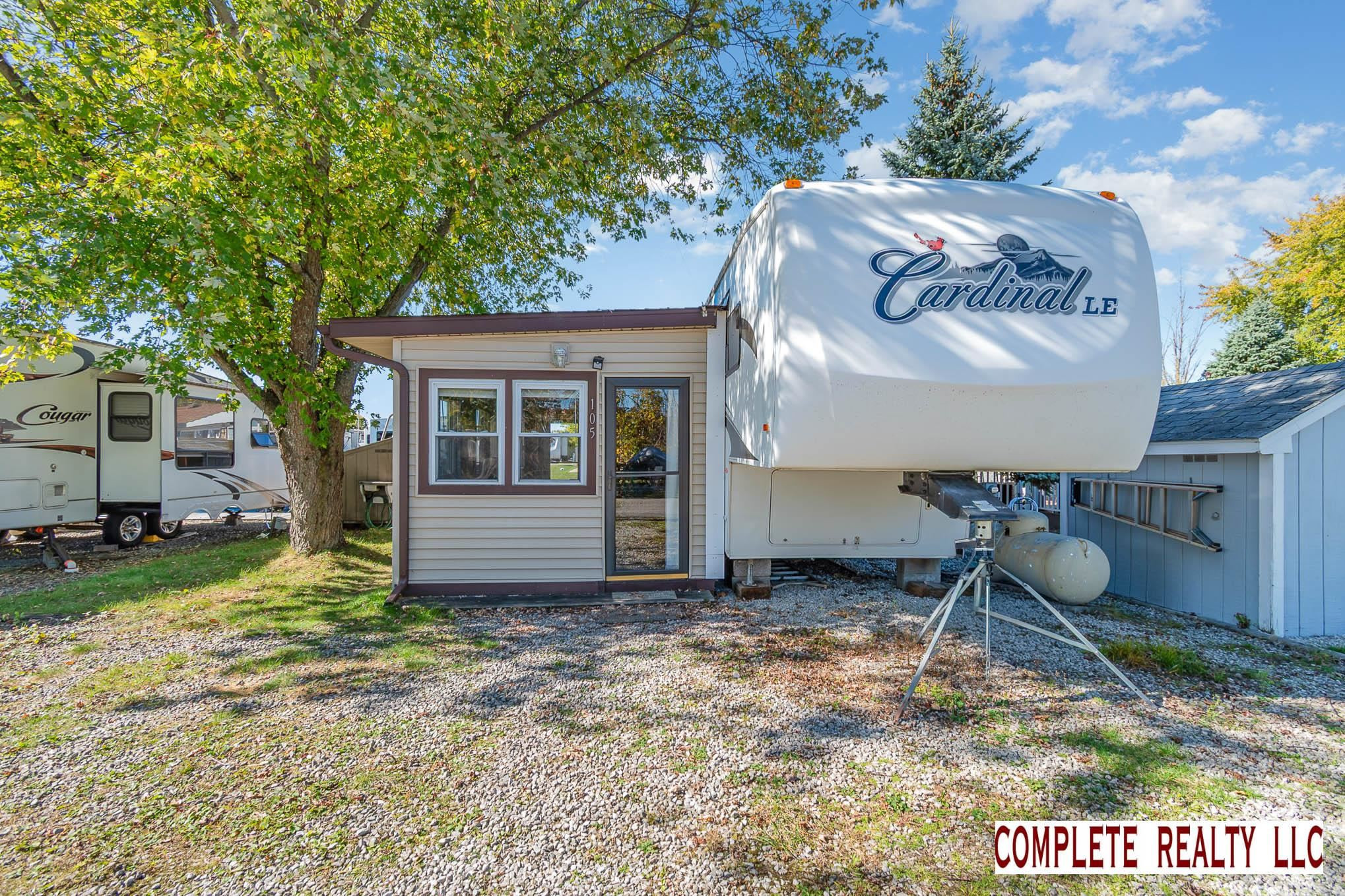 831 S Main St Unit 105 Street, Au Gres, MI 48703 — Photo 3