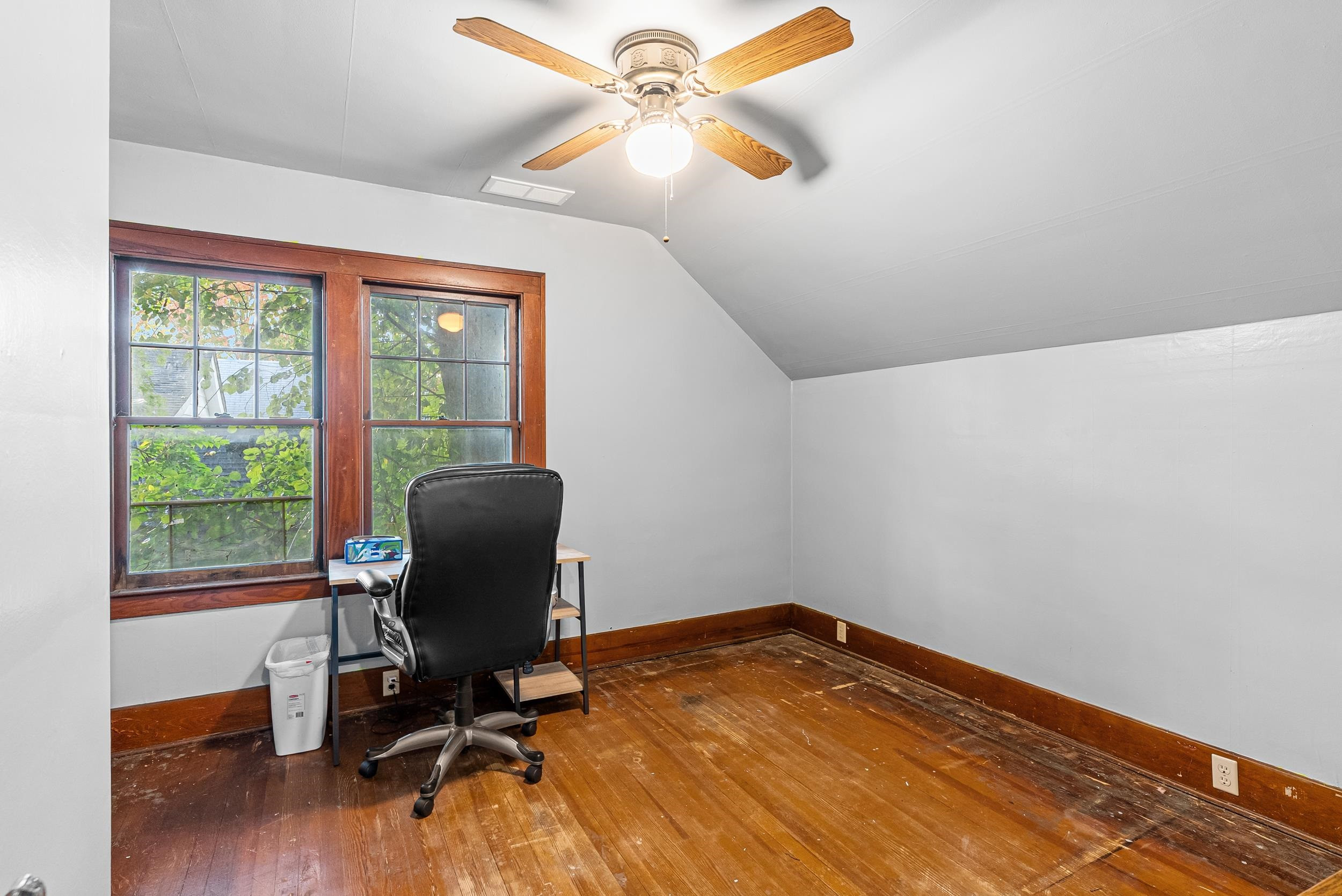 100 Oakland Street, Holly, MI 48442 — Photo 20