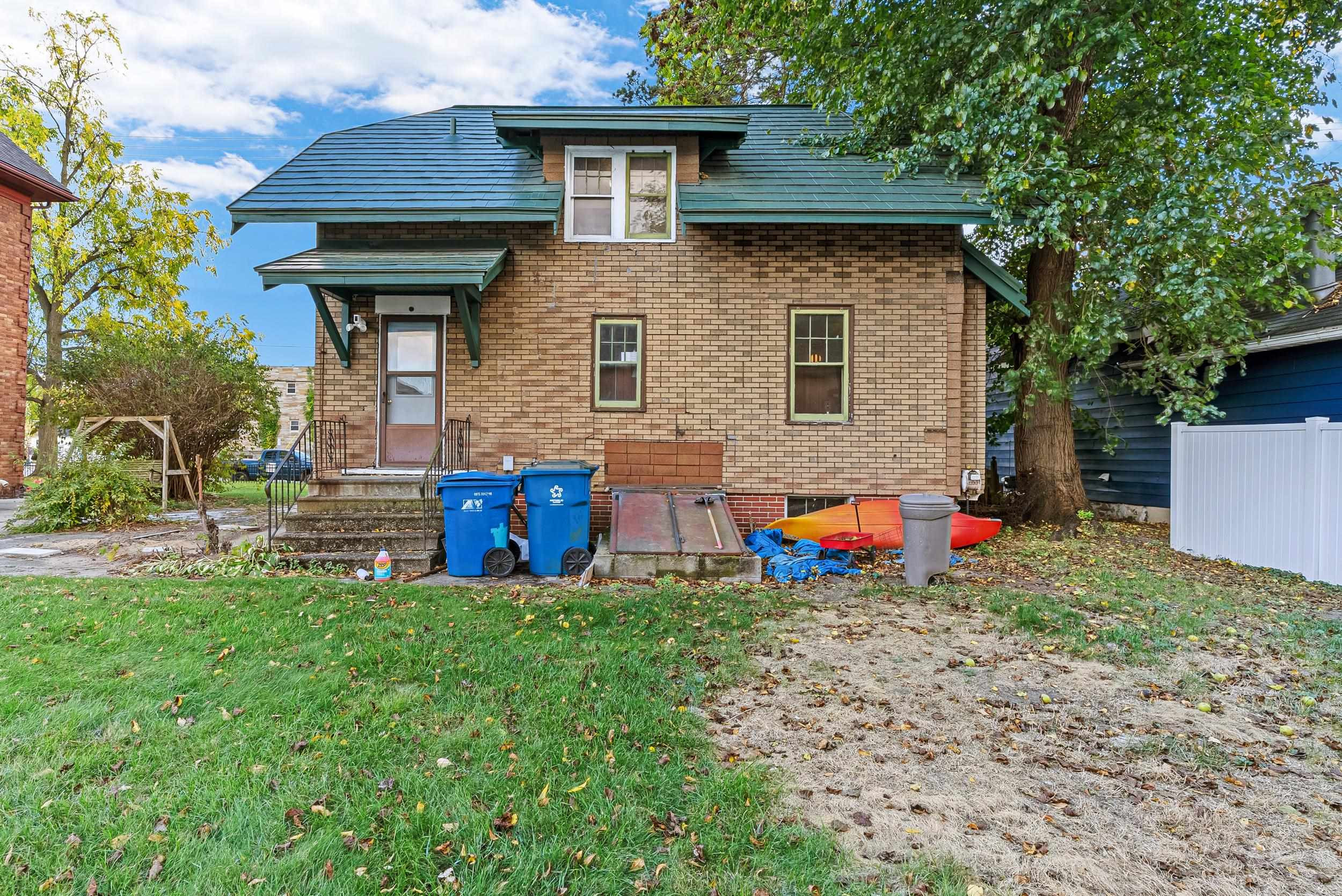 100 Oakland Street, Holly, MI 48442 — Photo 27