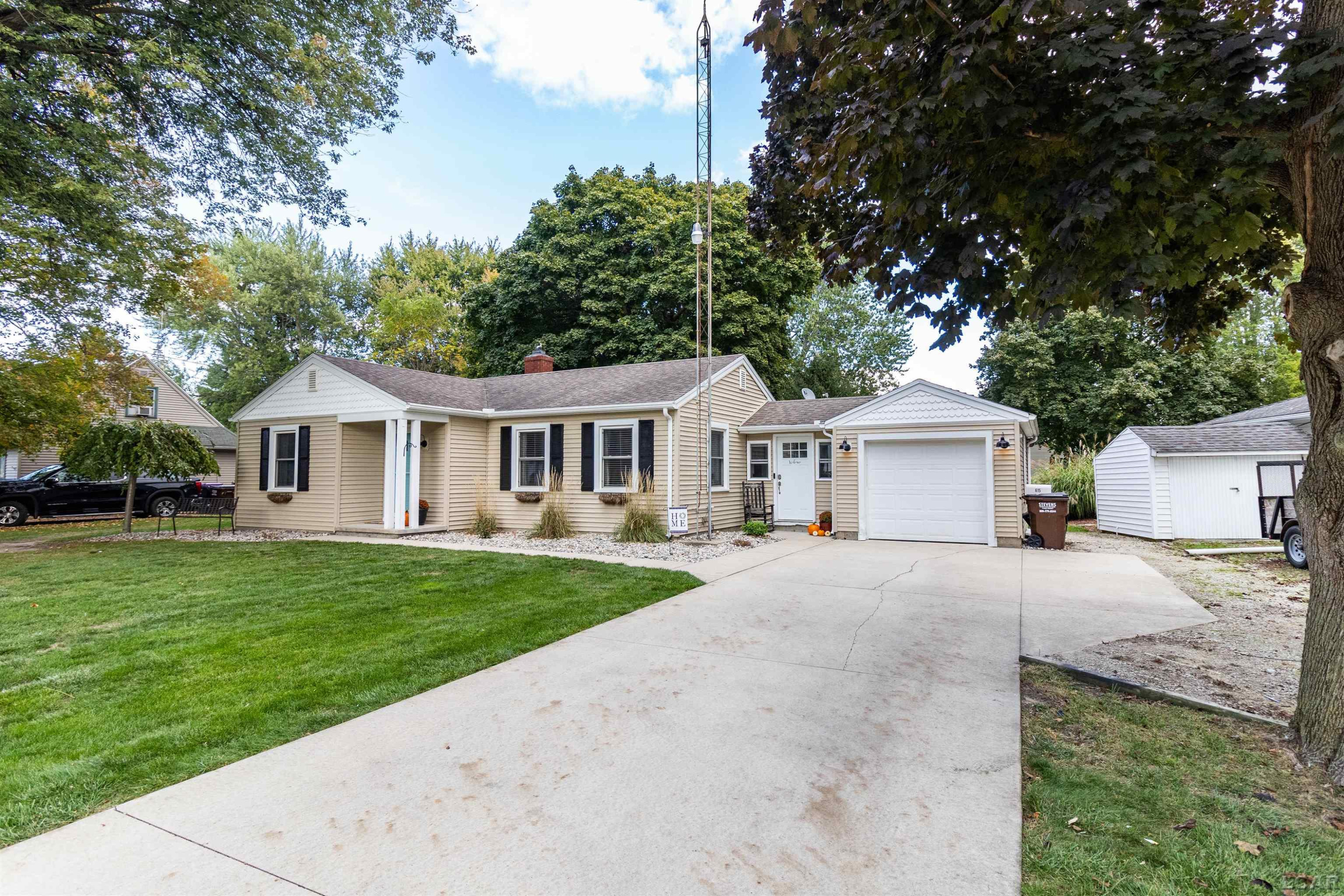 615 Smead Street, Blissfield, MI 49228 — Photo 2