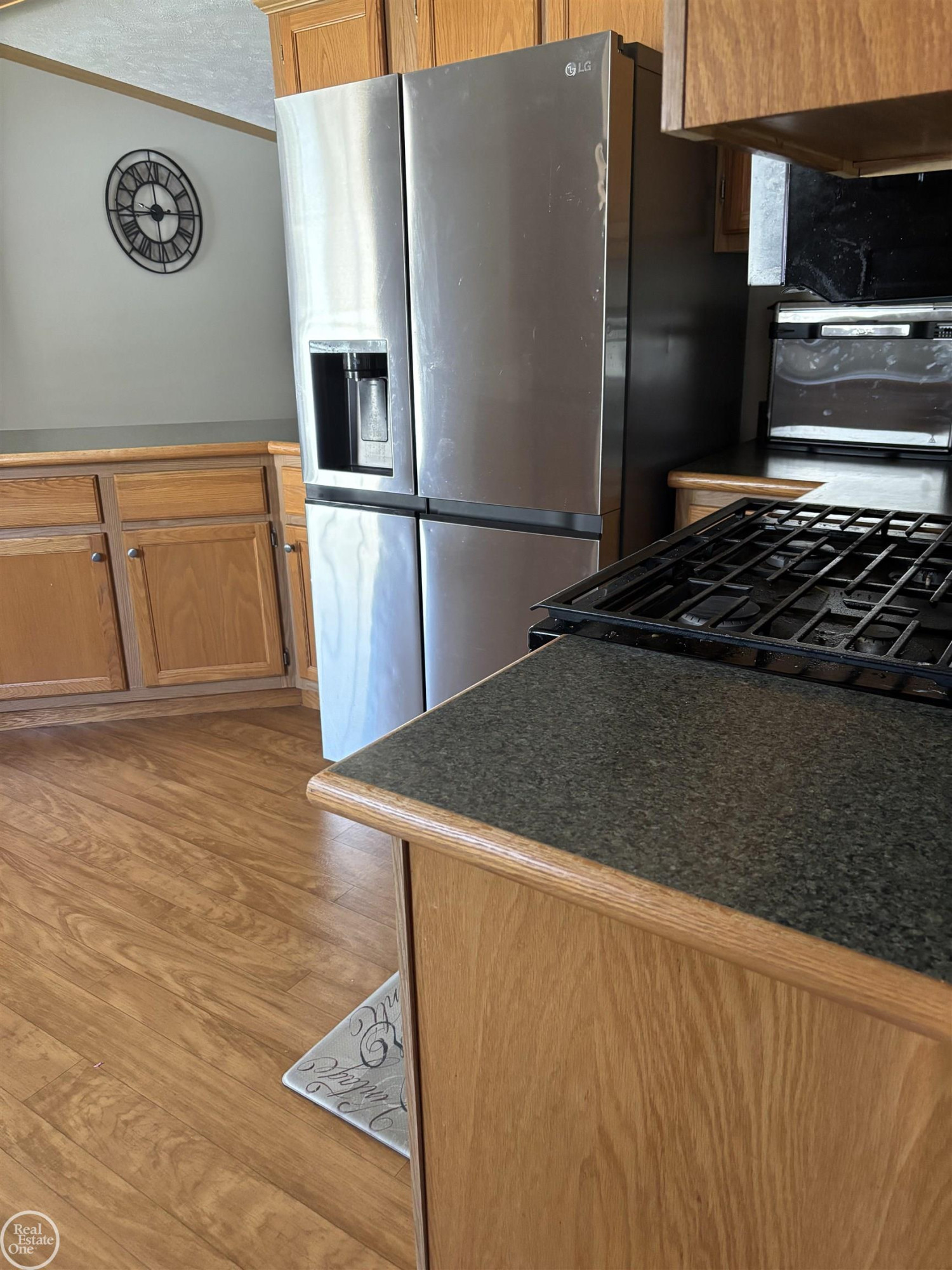 6041 Delaware Street, MI 48059 — Photo 4