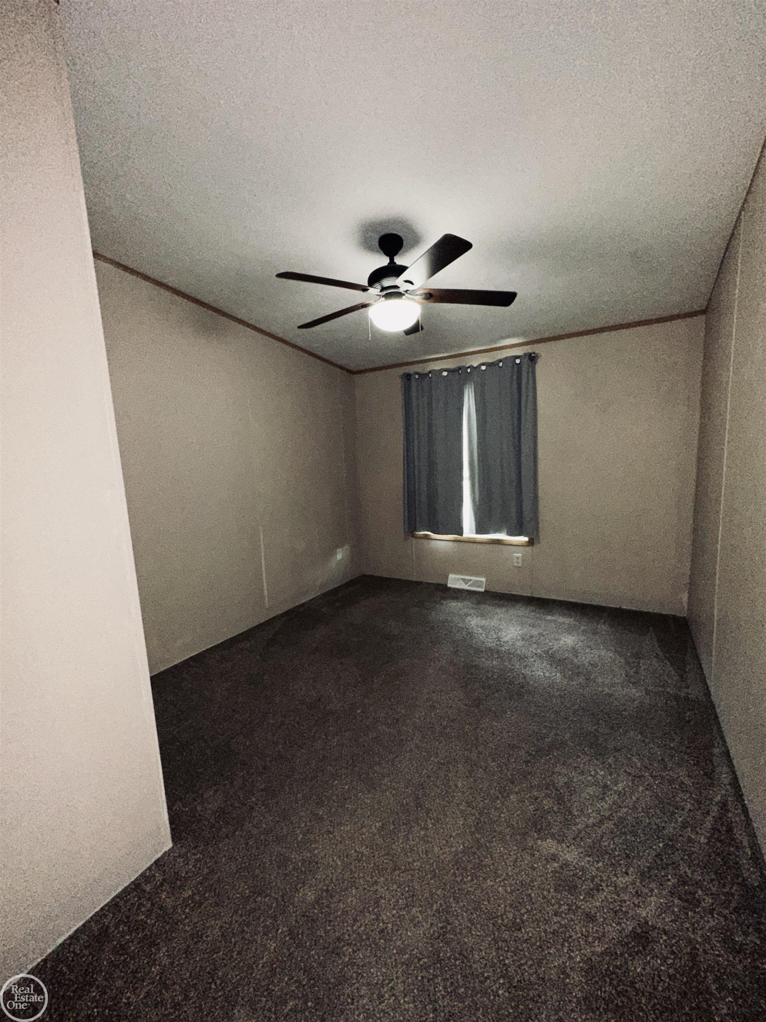 6041 Delaware Street, MI 48059 — Photo 10
