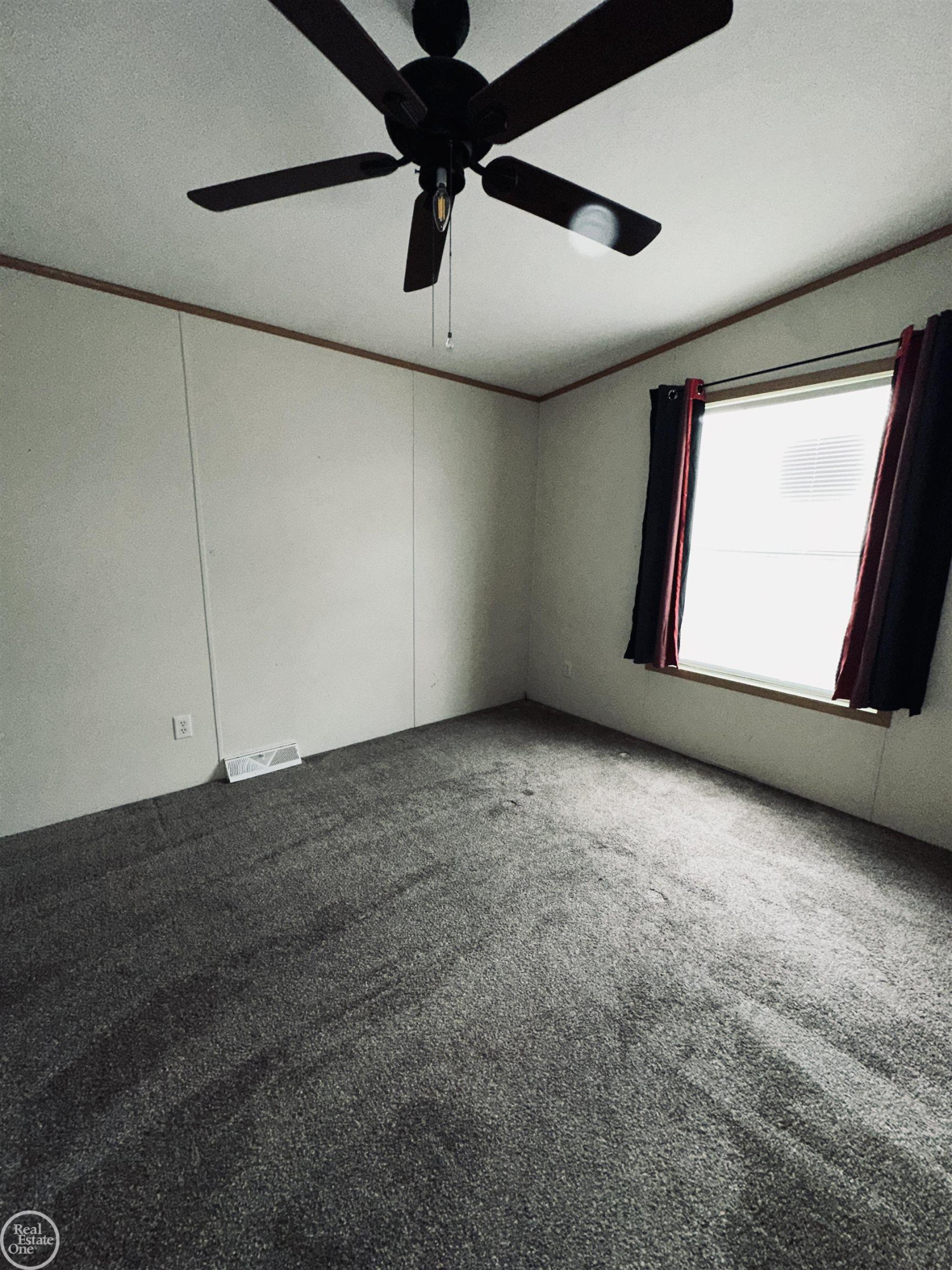 6041 Delaware Street, MI 48059 — Photo 12