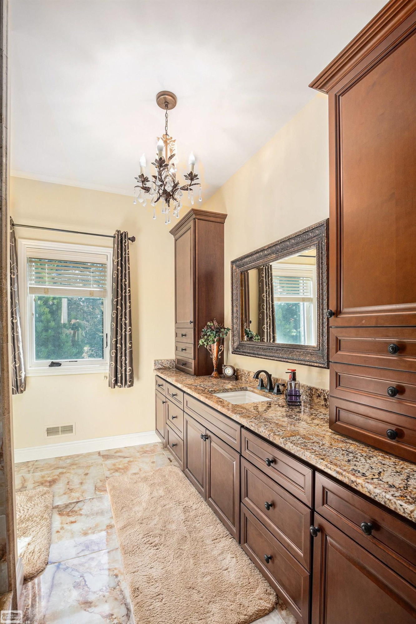 11400 Bayberry Drive, MI 48065 — Photo 18