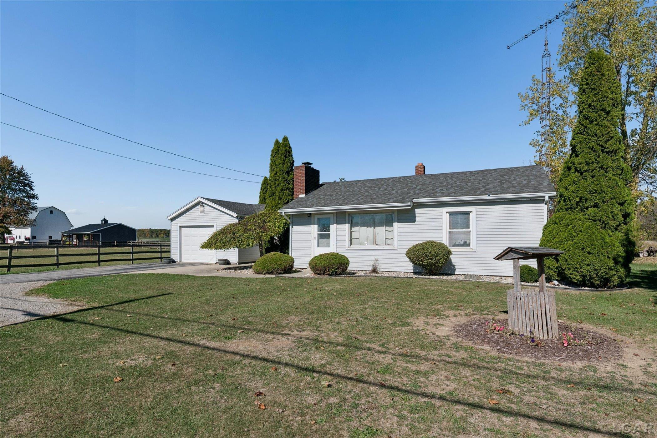 5576 W Beecher Road, Adrian, MI 49221 — Photo 4