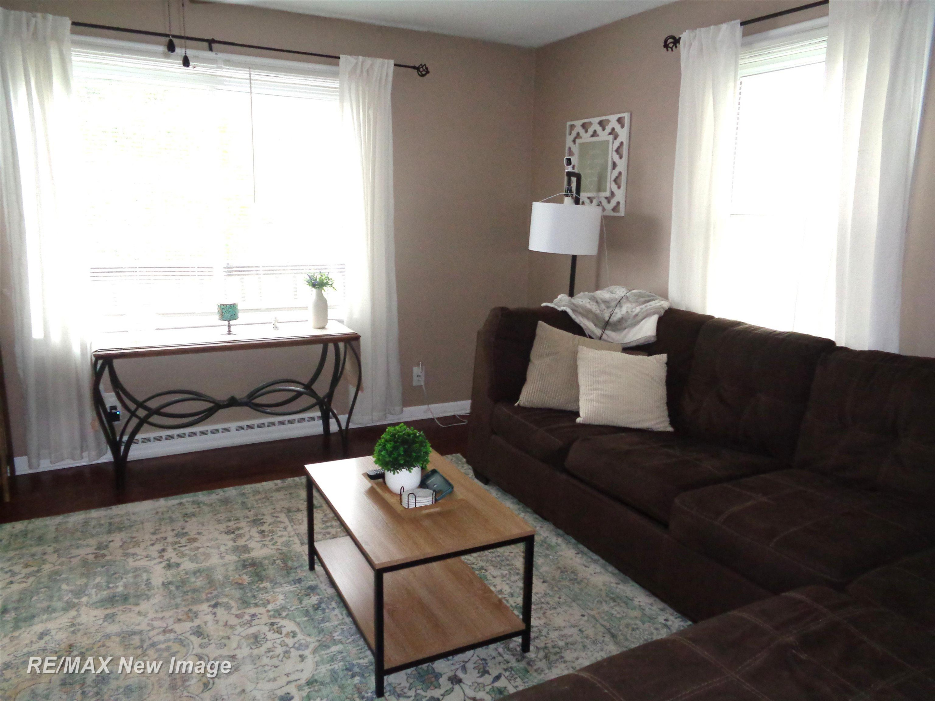 4224 Pineport Street, Bridgeport, MI 48722 — Photo 2
