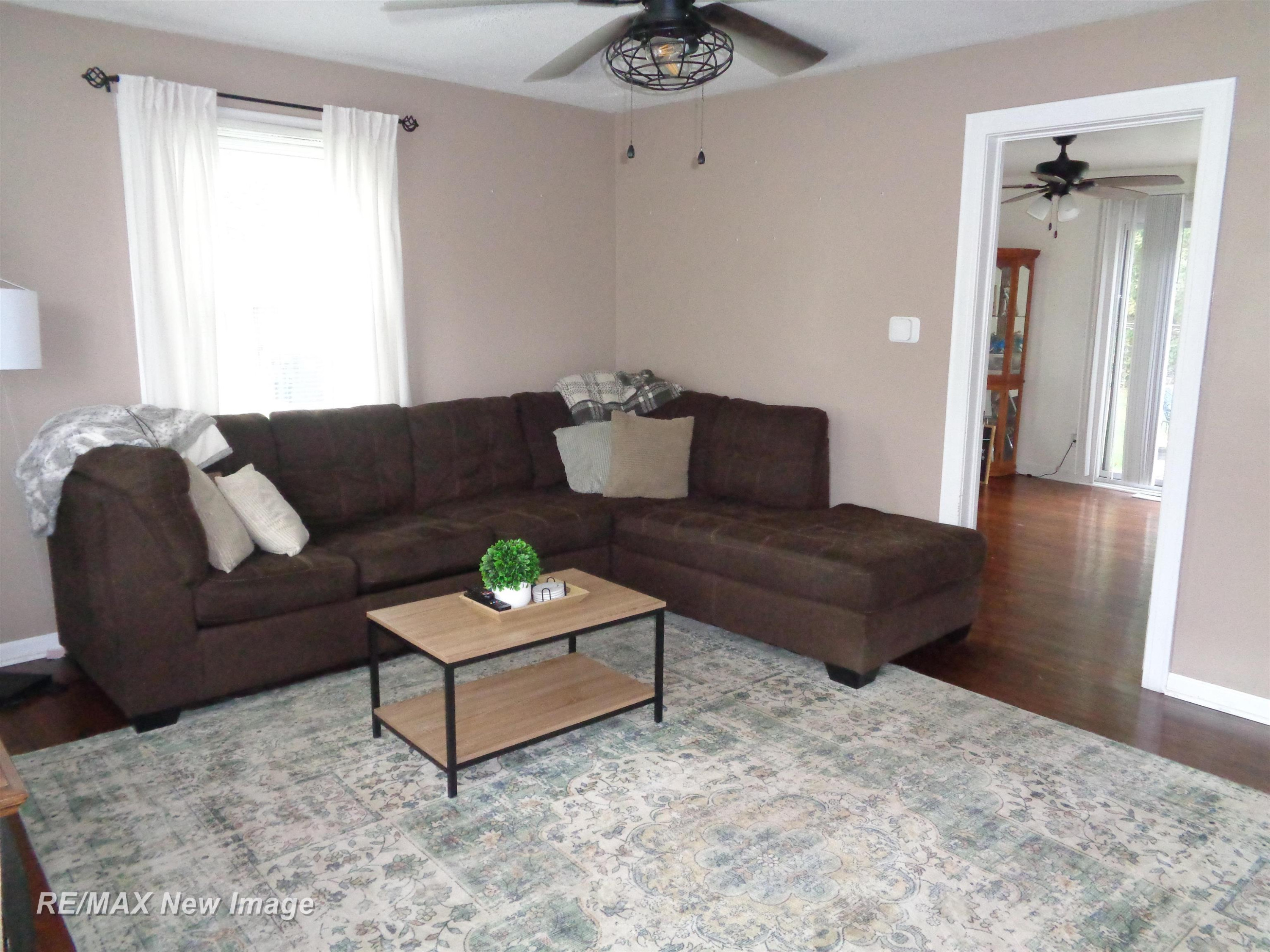 4224 Pineport Street, Bridgeport, MI 48722 — Photo 3