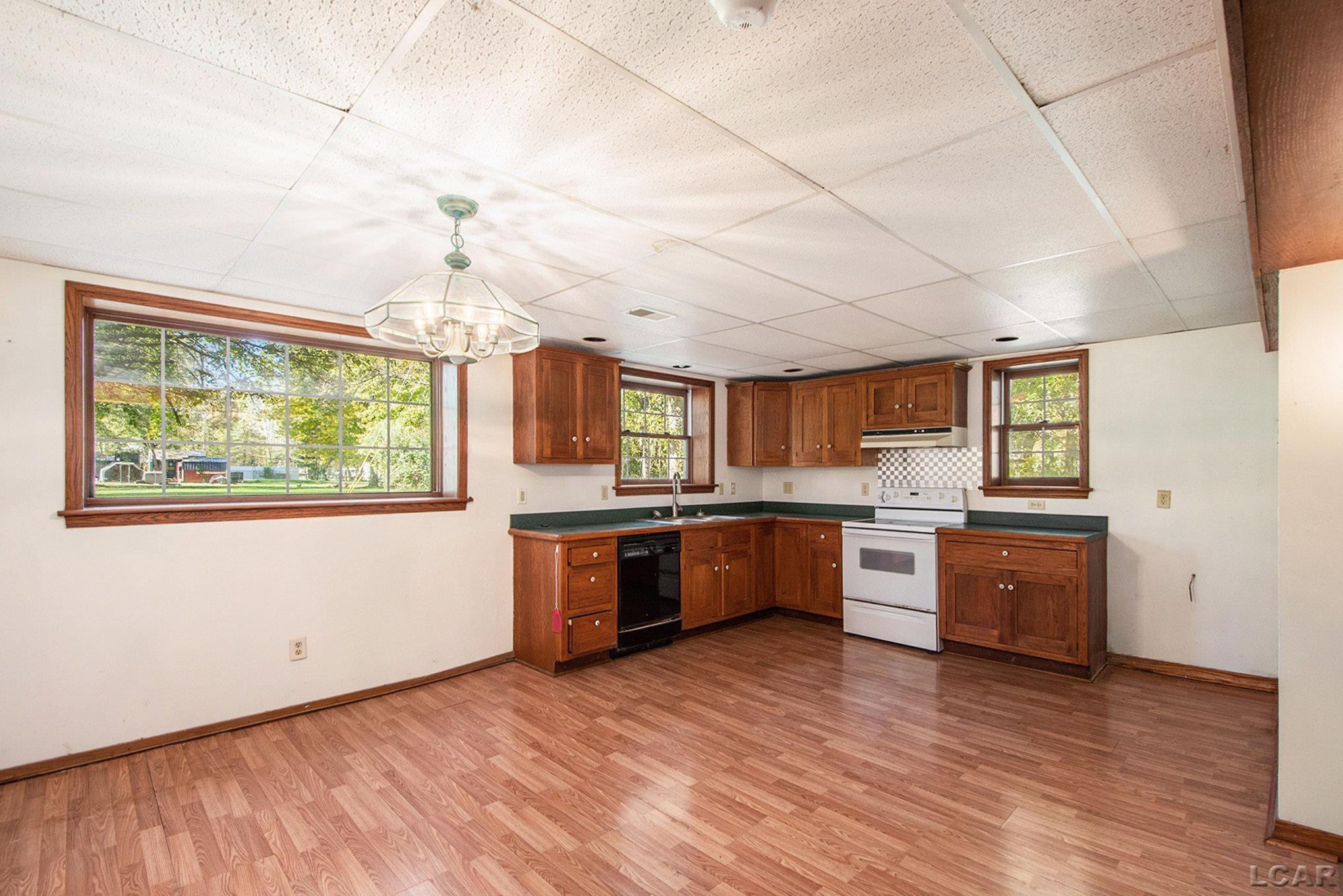 3822 Sharp Rd Road, Adrian, MI 49221 — Photo 7