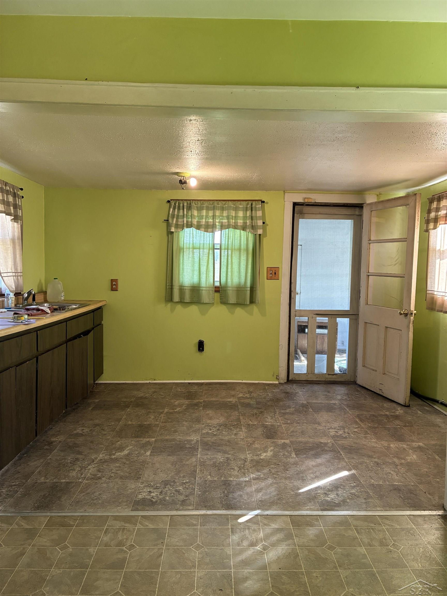 1671 River Road, Saginaw, MI 48604 — Photo 4