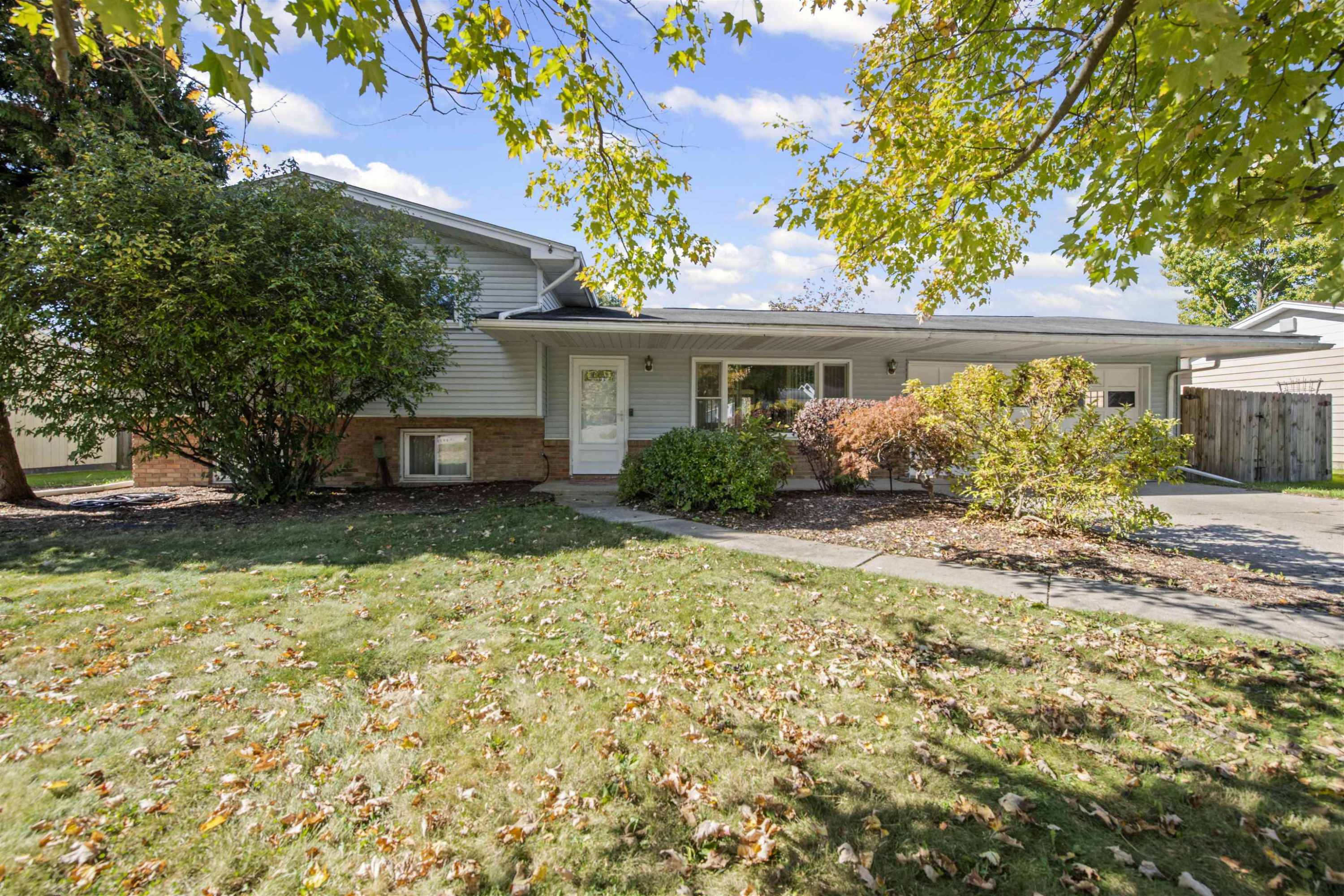 503 N Walker Street, Capac, MI 48014 — Photo 2