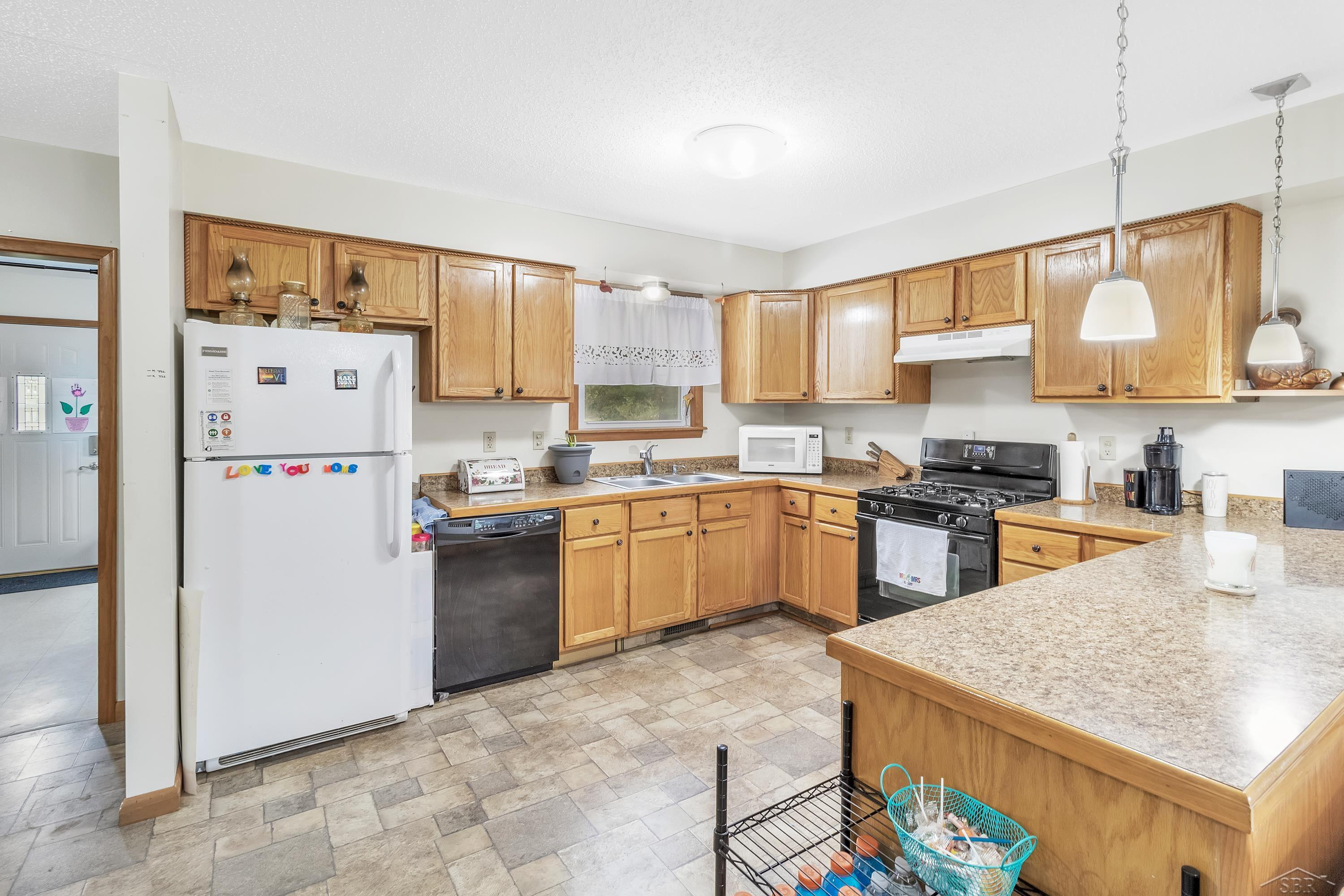 991 N Coleman Road, Shepherd, MI 48883 — Photo 7