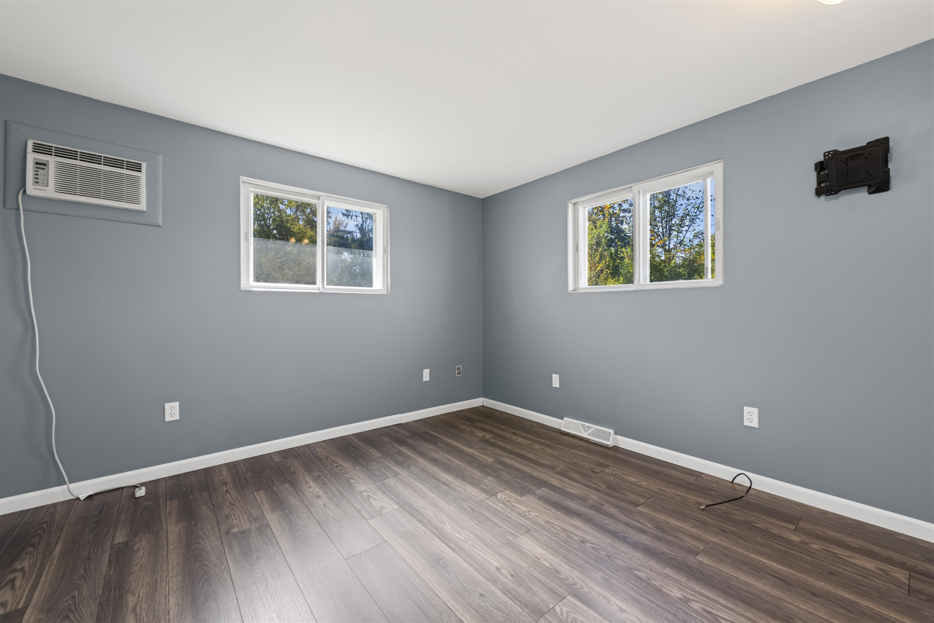 503 N Walker Street, Capac, MI 48014 — Photo 14