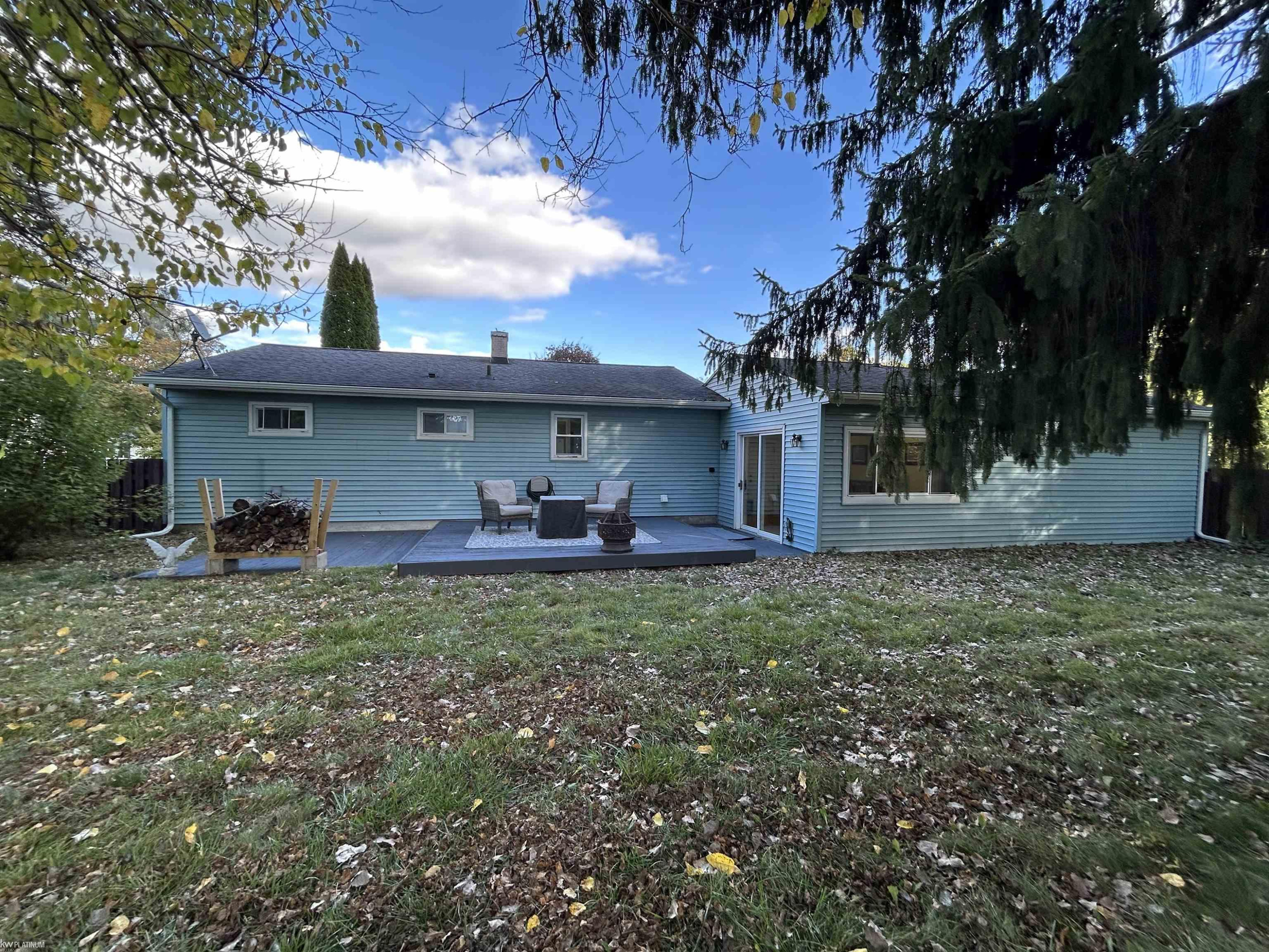 701 Hartner Drive, Holly, MI 48442 — Photo 2