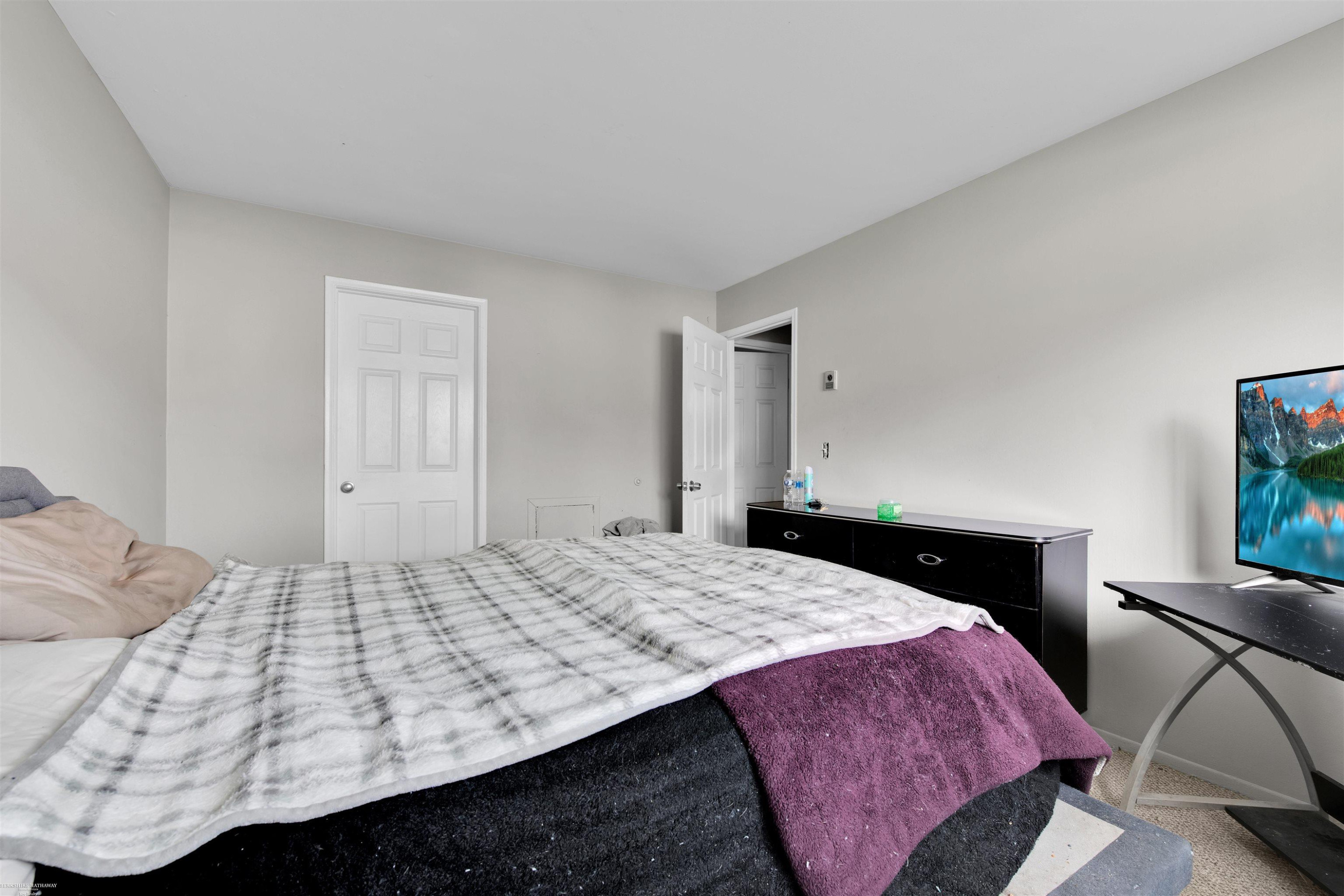 21640 Hillside #3C Drive, Clinton, MI 48035 — Photo 8