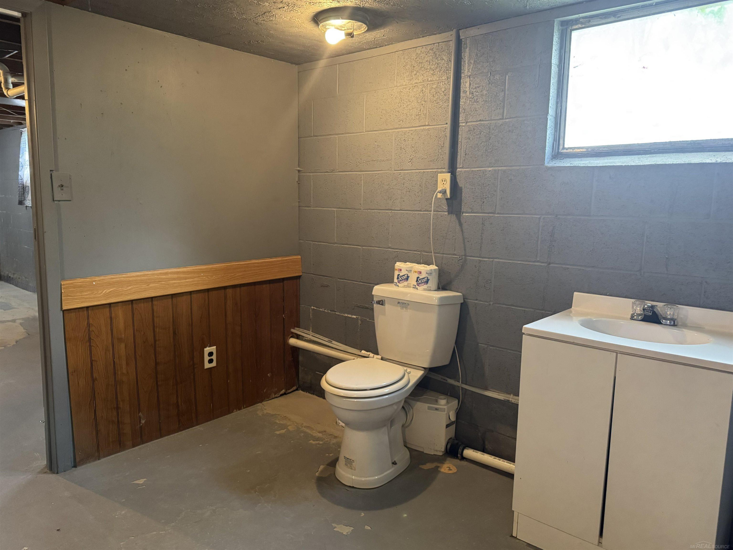 4745 Smiths Creek Road, Kimball, MI — Photo 26