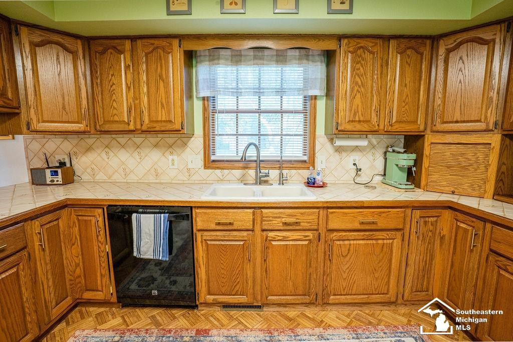 3186 Bluebush Road, Monroe, MI 48162 — Photo 16