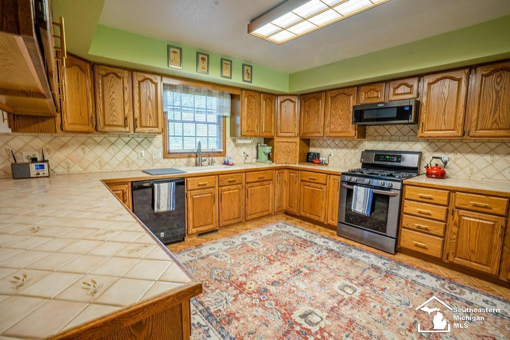 3186 Bluebush Road, Monroe, MI 48162 — Photo 17