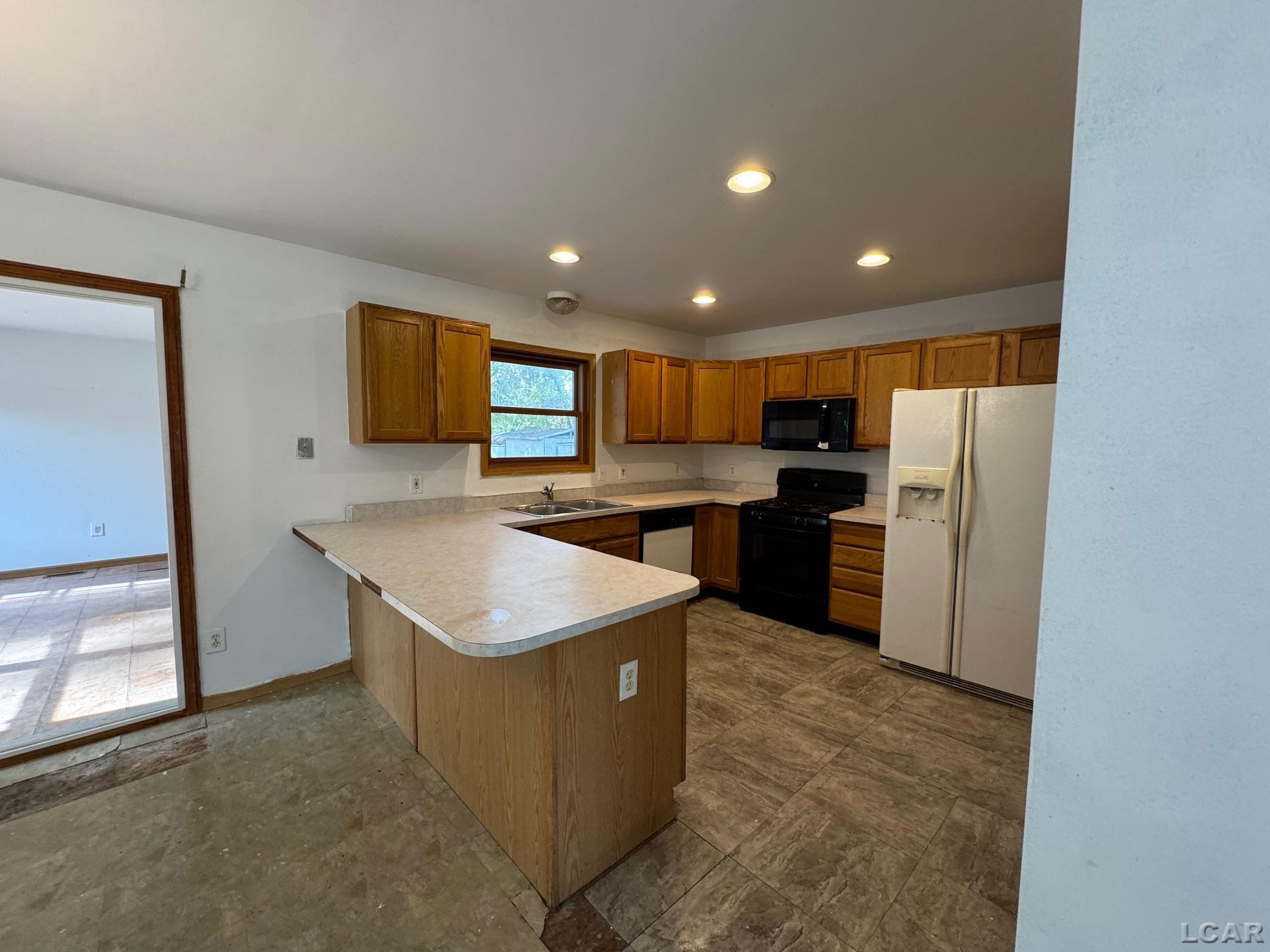 10722 Rawsonville Road, Belleville, MI 48111 — Photo 6
