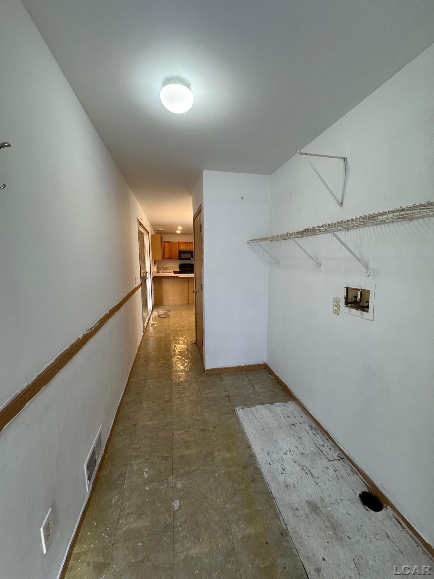 10722 Rawsonville Road, Belleville, MI 48111 — Photo 22