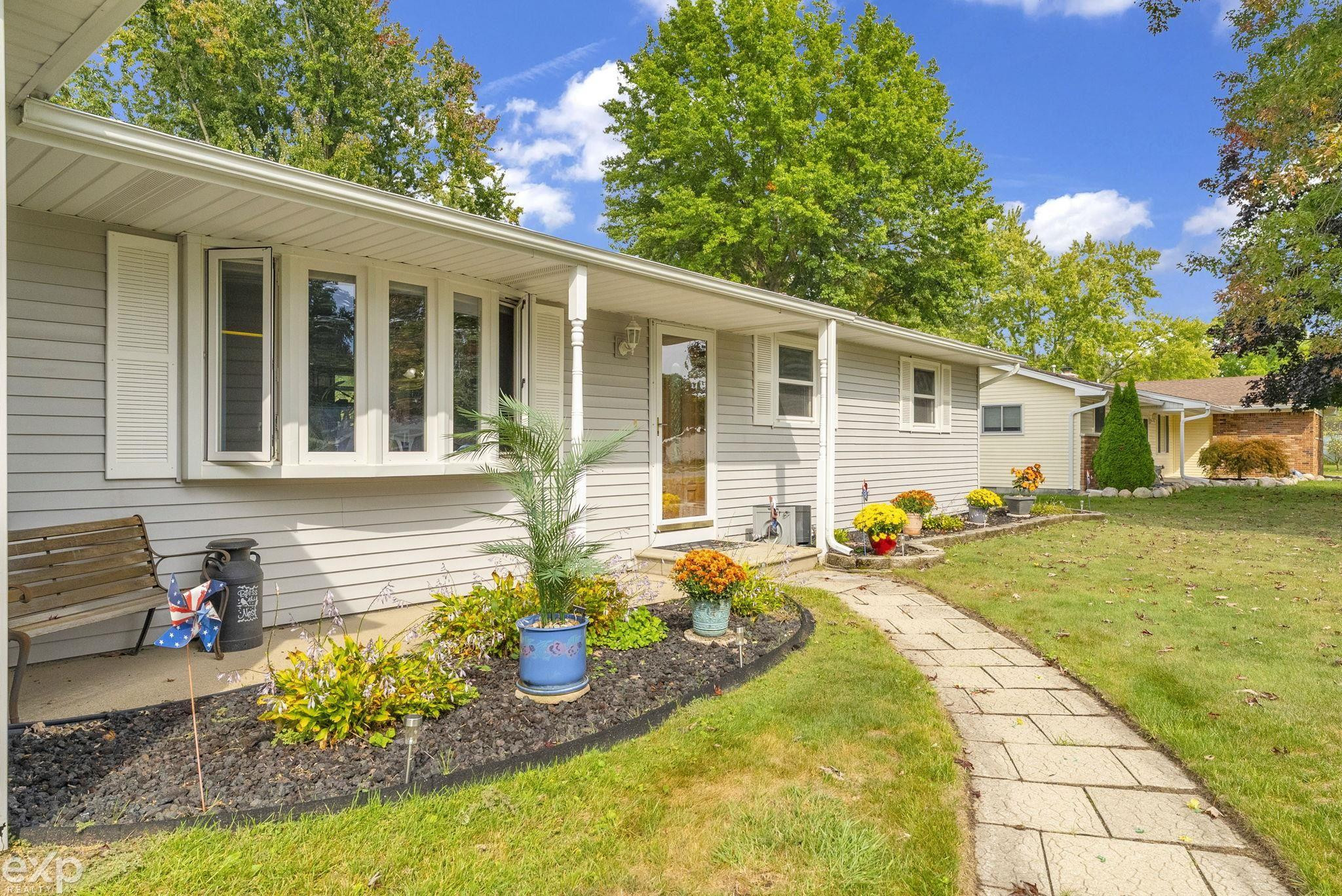 4460 Cambridge Drive, Port Huron, MI 48060 — Photo 5