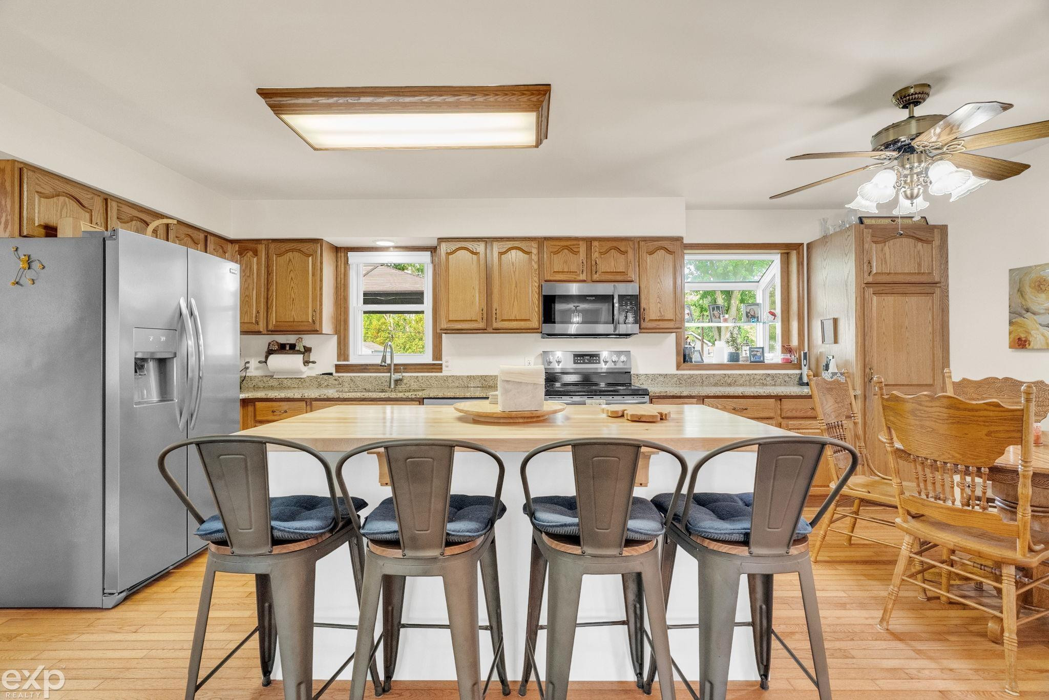 4460 Cambridge Drive, Port Huron, MI 48060 — Photo 13