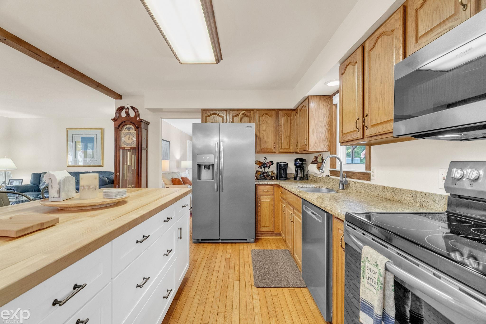 4460 Cambridge Drive, Port Huron, MI 48060 — Photo 15