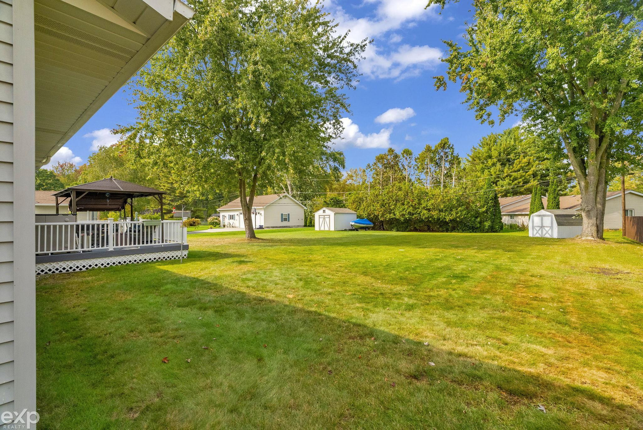 4460 Cambridge Drive, Port Huron, MI 48060 — Photo 35