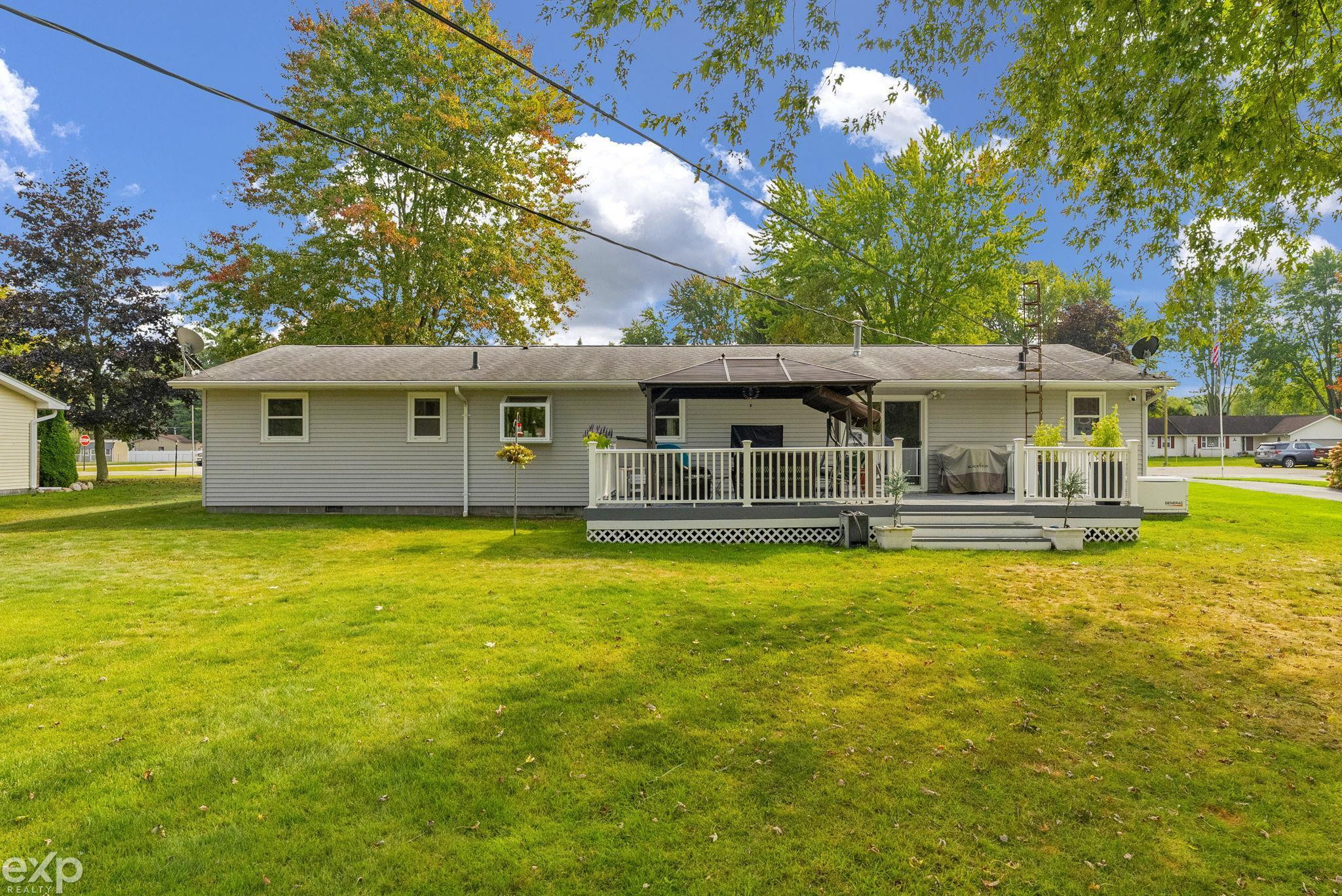 4460 Cambridge Drive, Port Huron, MI 48060 — Photo 37