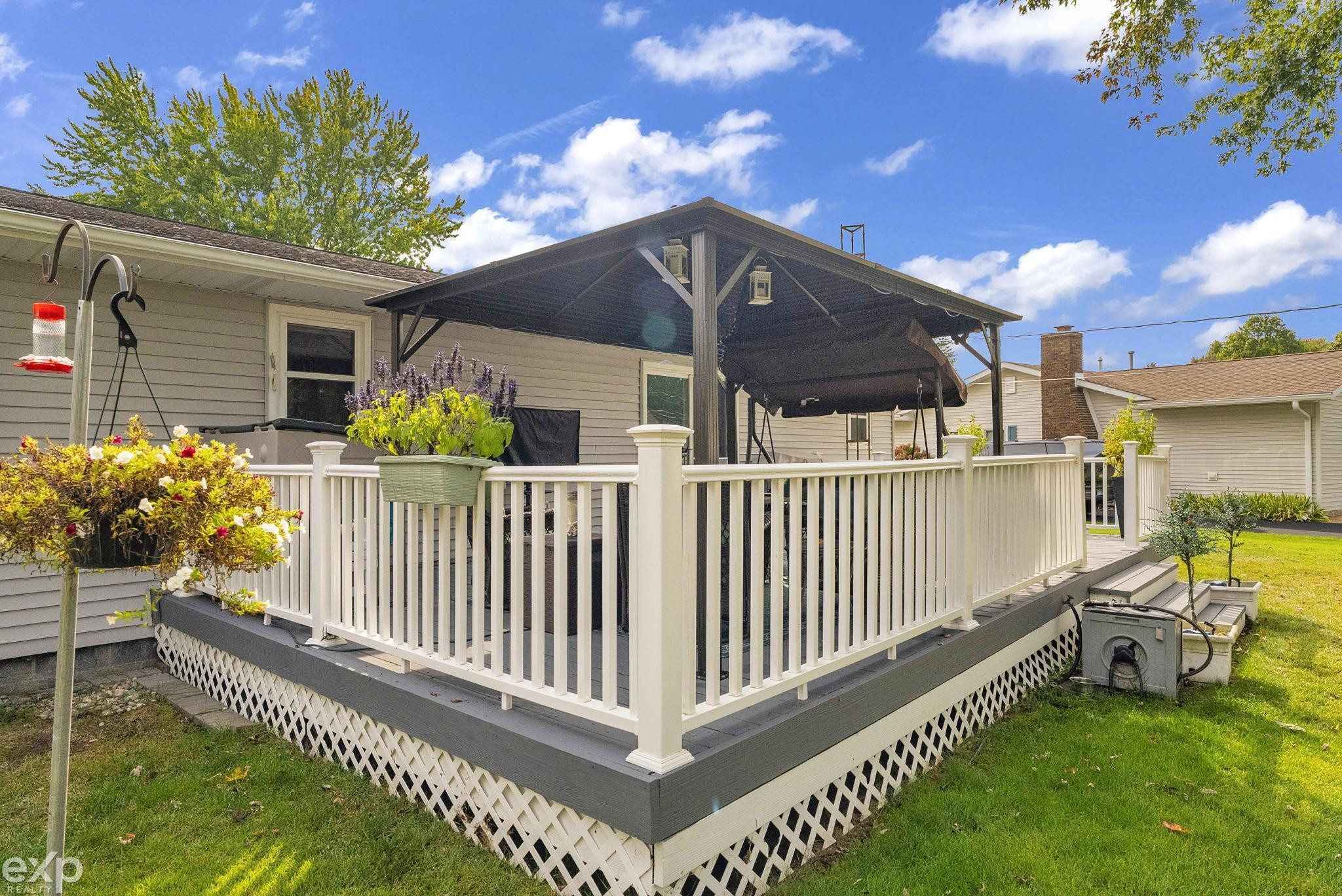 4460 Cambridge Drive, Port Huron, MI 48060 — Photo 39