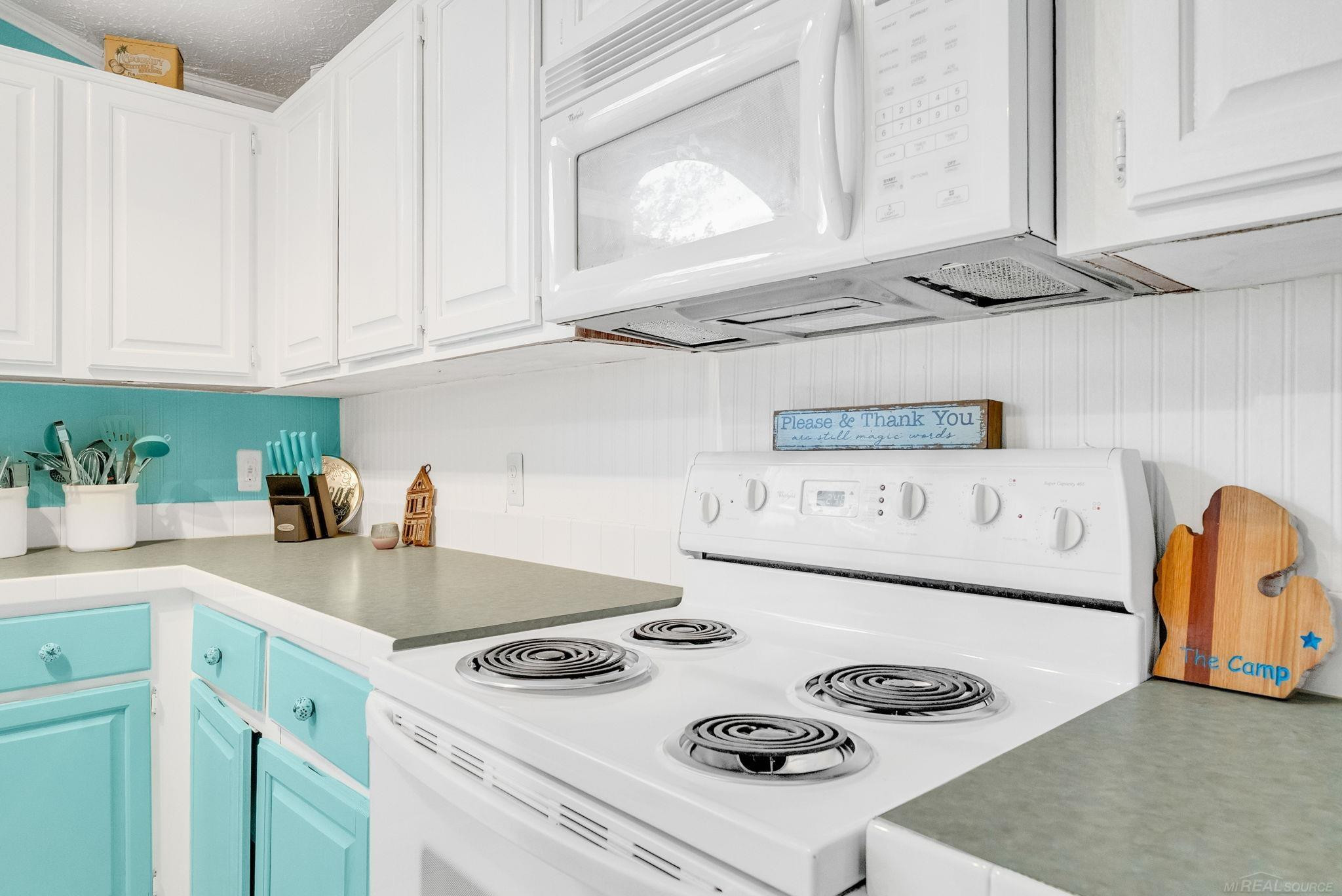 7436 Sunset Boulevard, Lexington, MI 48450 — Photo 12