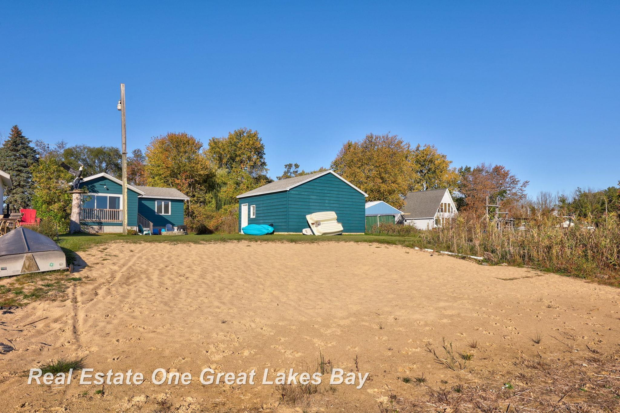 5219 Beachwood Road, Standish, MI 48658 — Photo 5