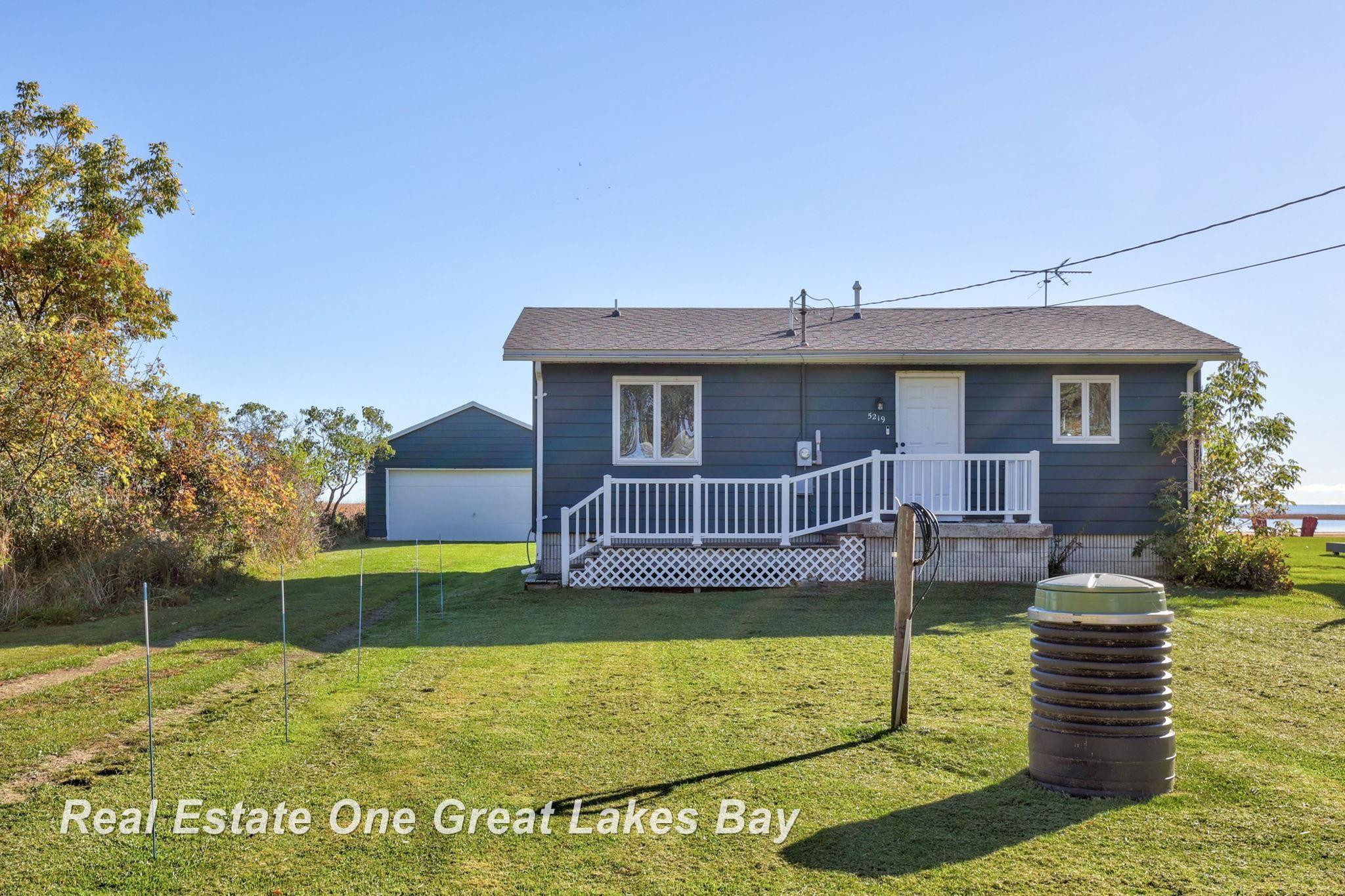 5219 Beachwood Road, Standish, MI 48658 — Photo 24