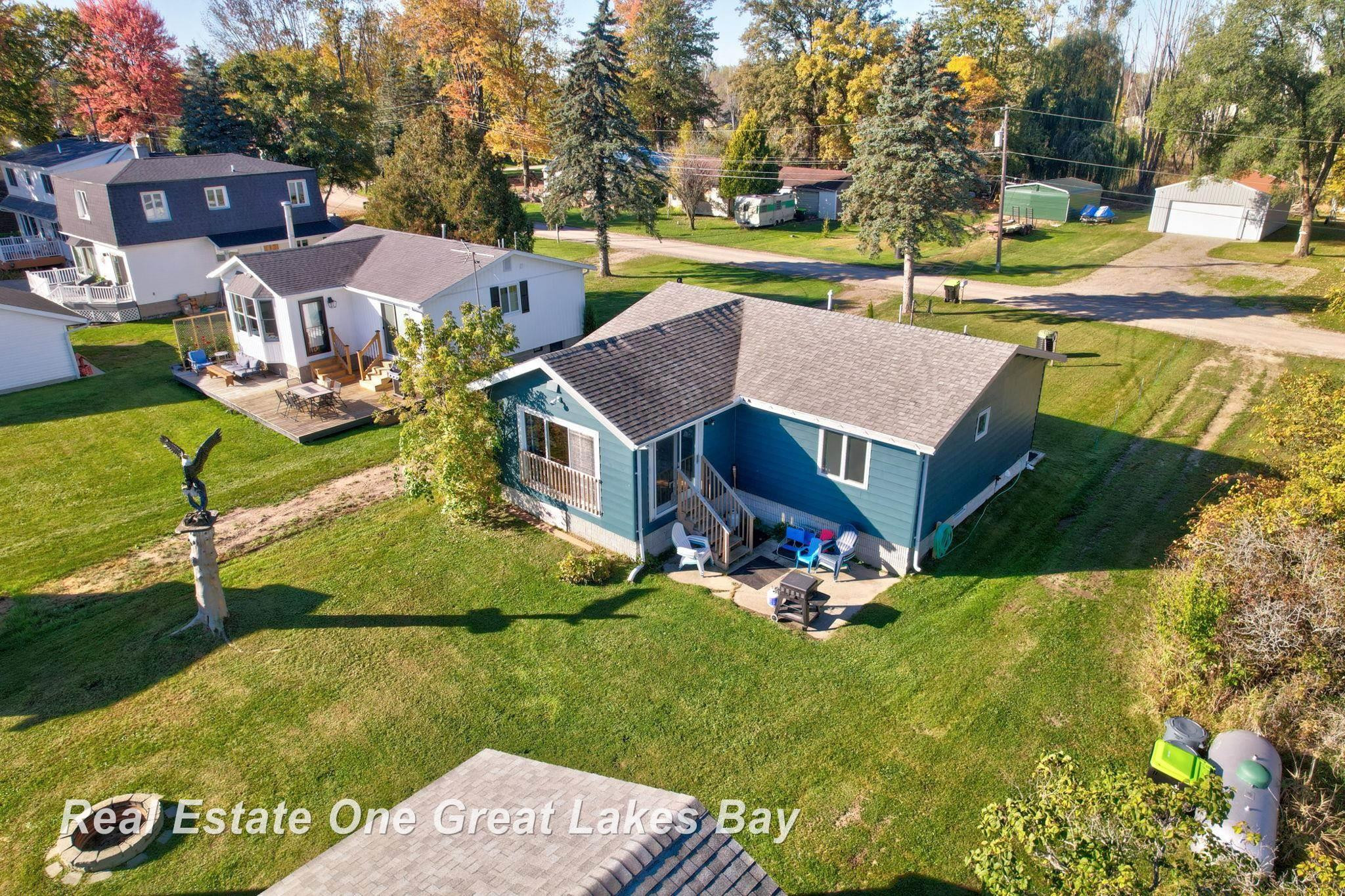 5219 Beachwood Road, Standish, MI 48658 — Photo 35