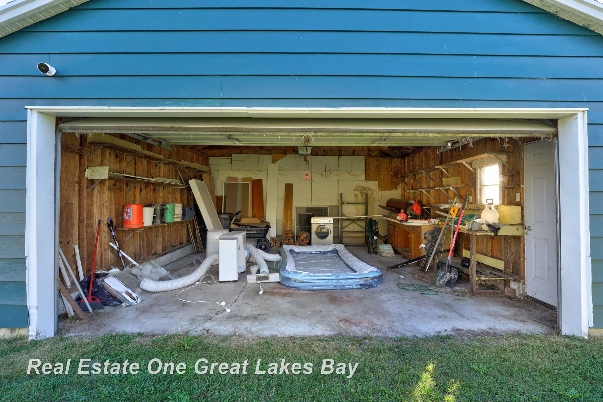 5219 Beachwood Road, Standish, MI 48658 — Photo 47