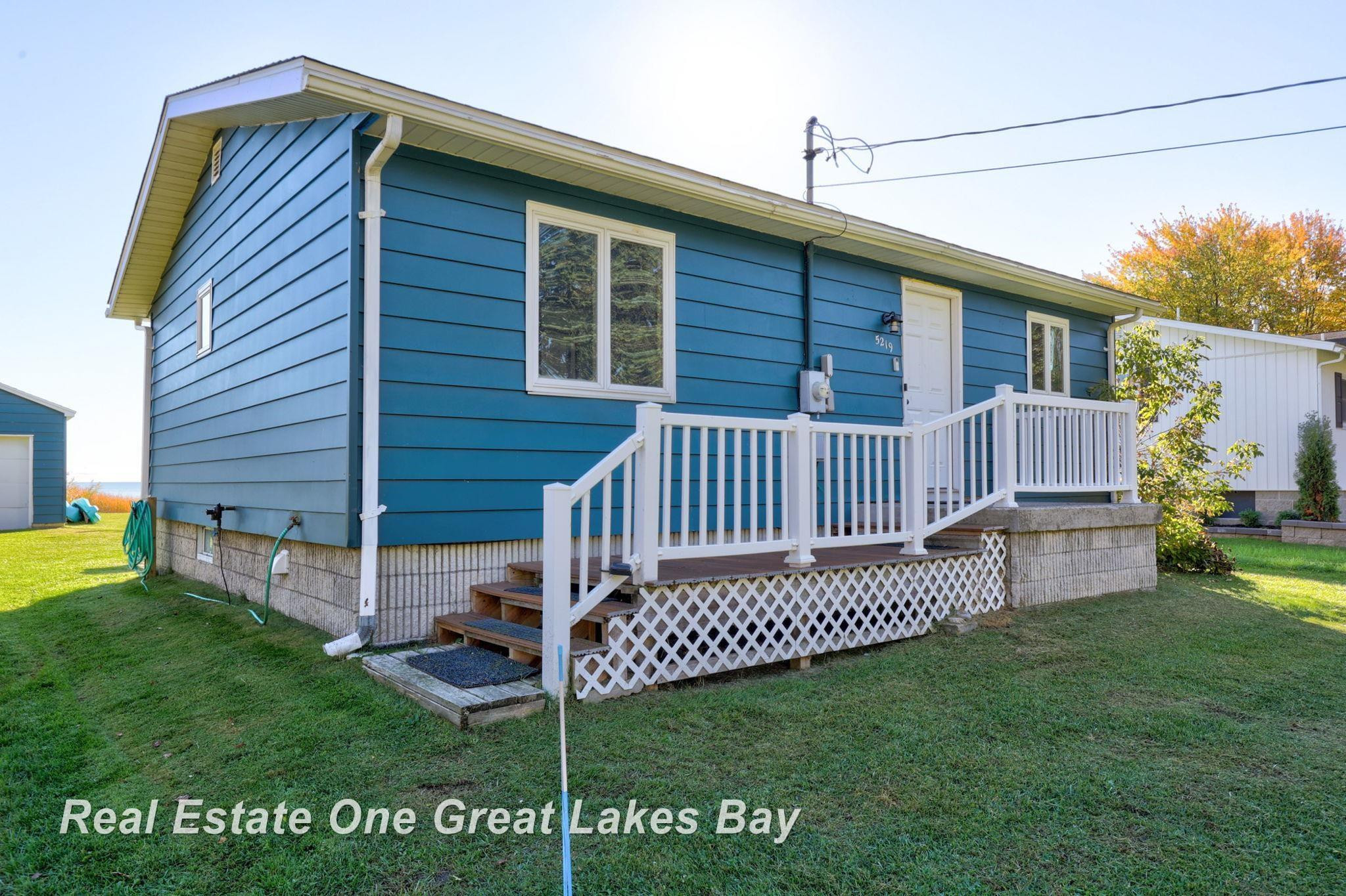5219 Beachwood Road, Standish, MI 48658 — Photo 49