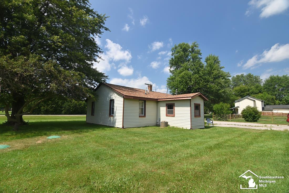 13493 Dixon Road, Dundee, MI 48131 — Photo 3