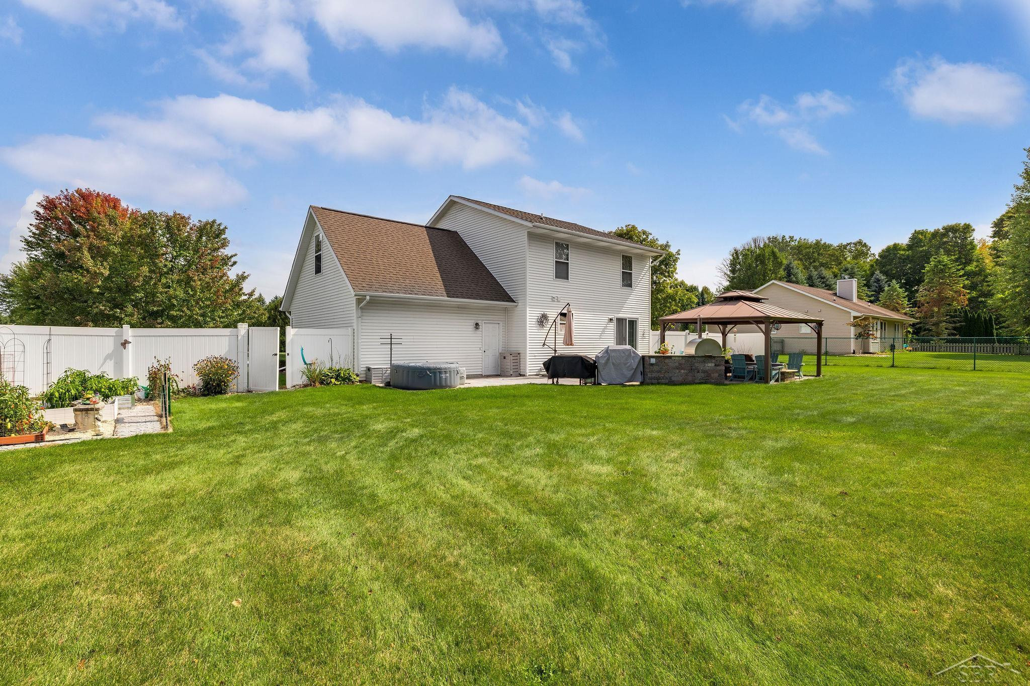 7819 Sedgewick Drive, Freeland, MI 48623 — Photo 42