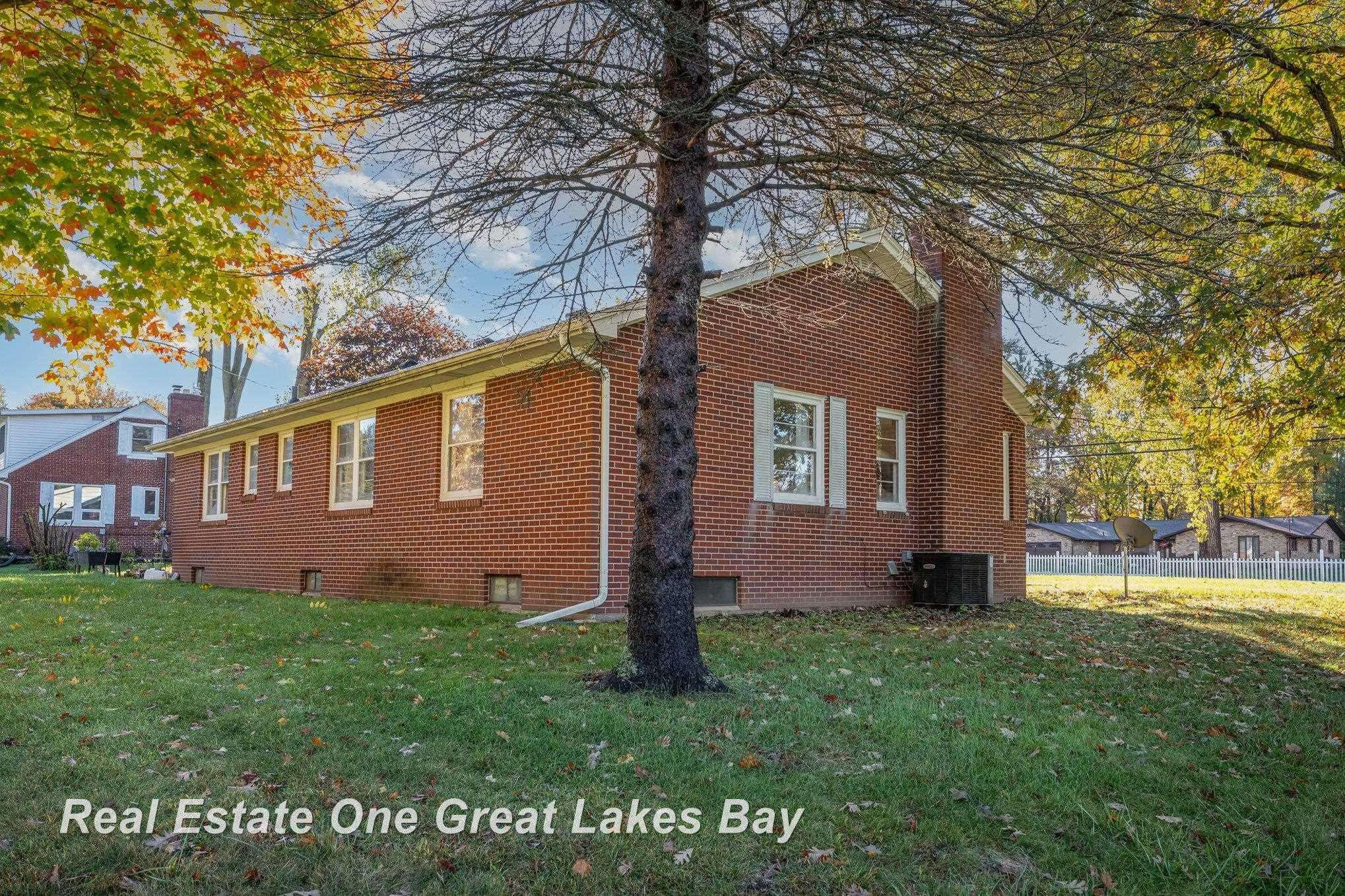 4719 Baker Road, Bridgeport, MI 48722 — Photo 24